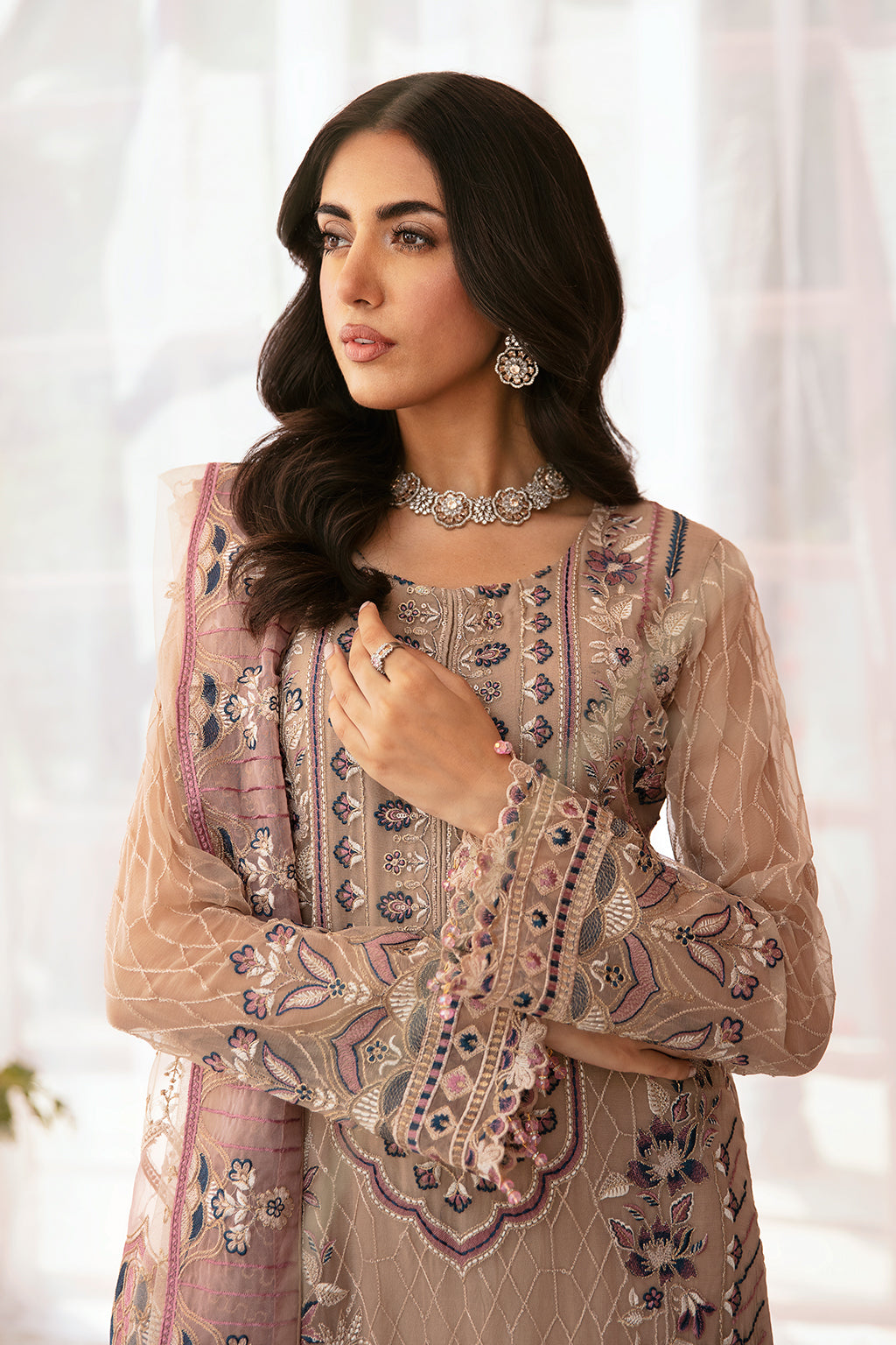 Ramsha - F-2611
