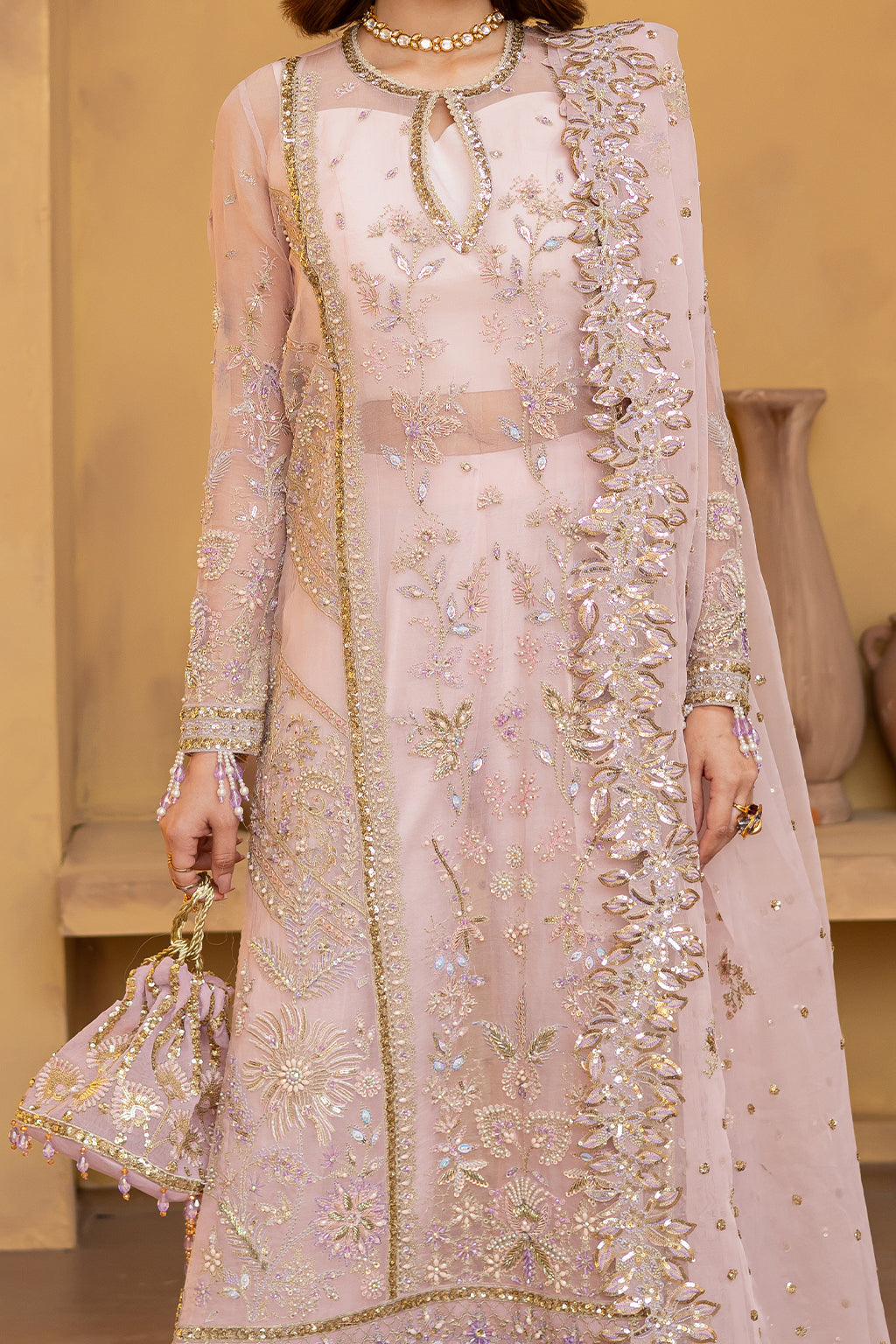Emaan Adeel - Veloura