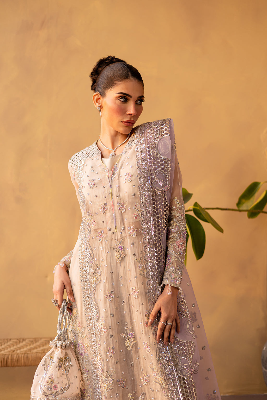 Emaan Adeel - Lunara