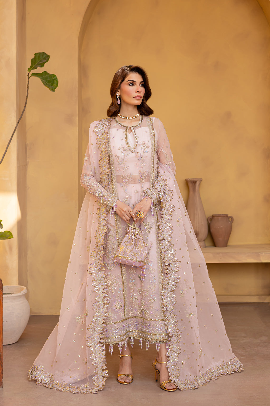 Emaan Adeel - Veloura