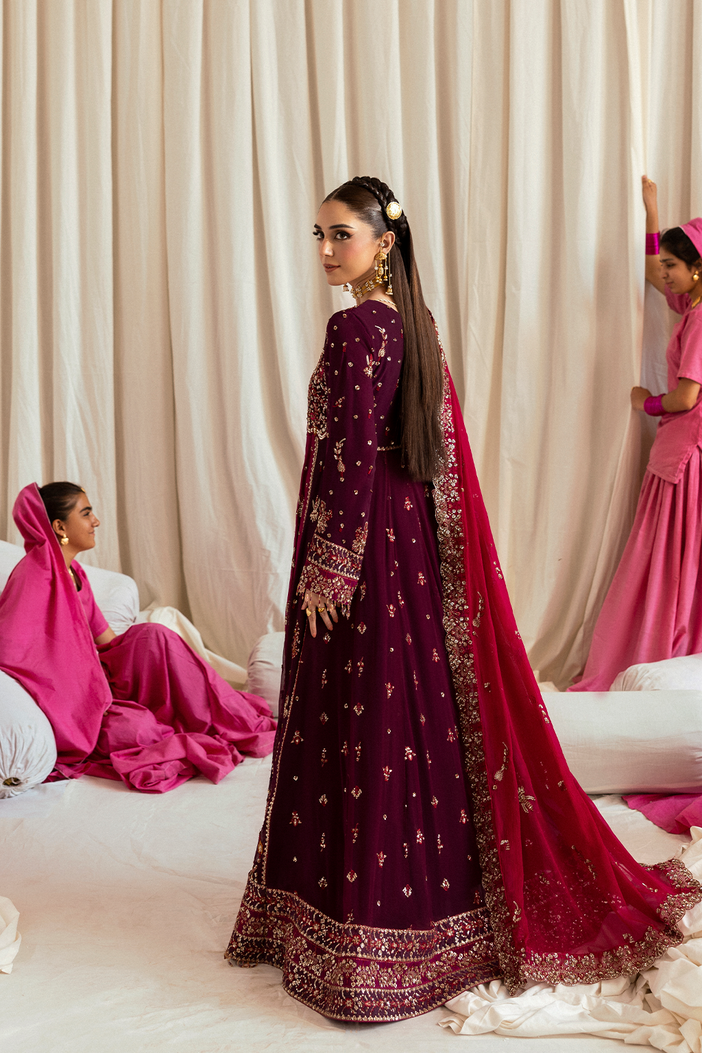 Emaan Adeel - Avoria