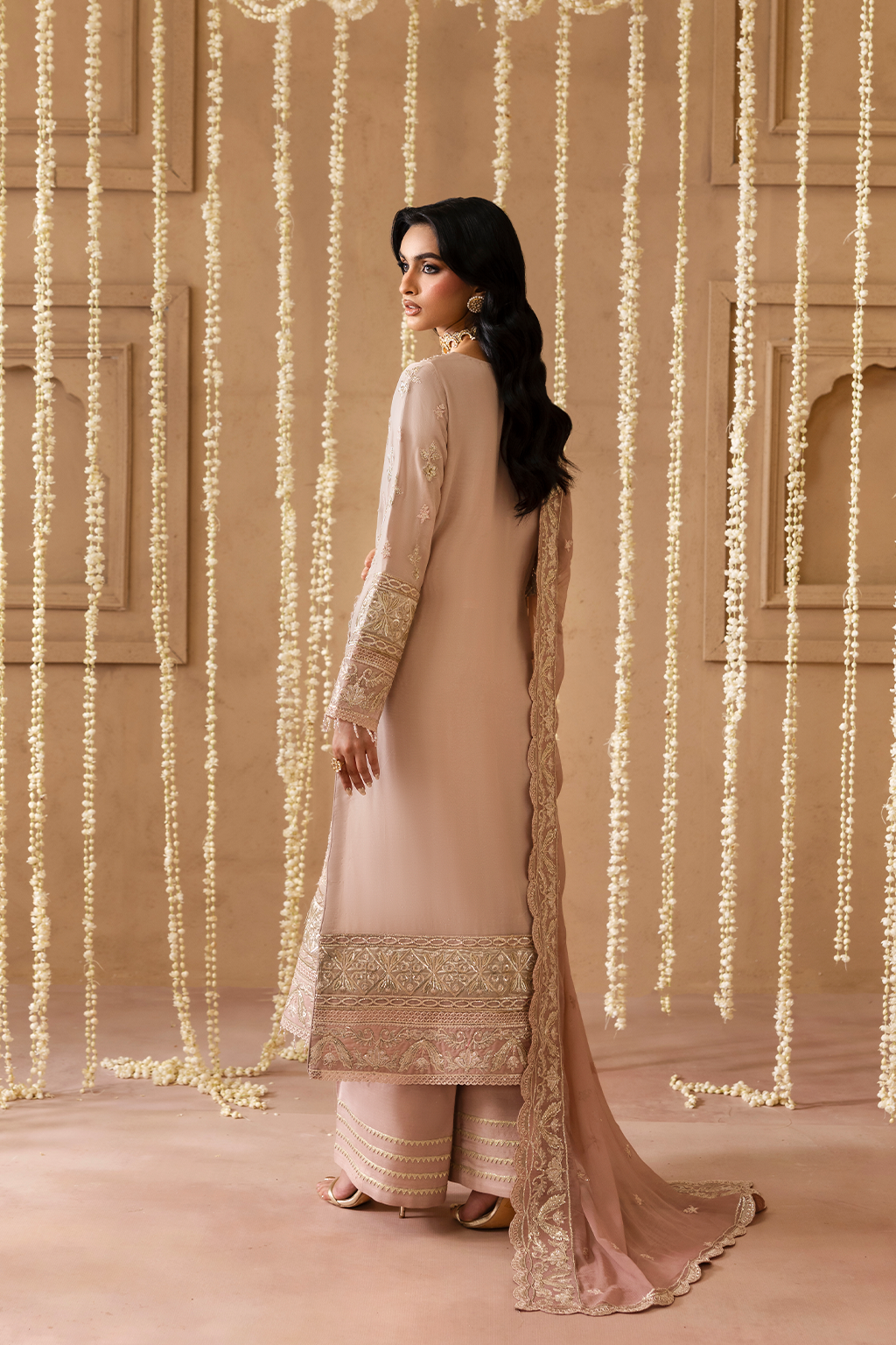 Emaan Adeel - Laila