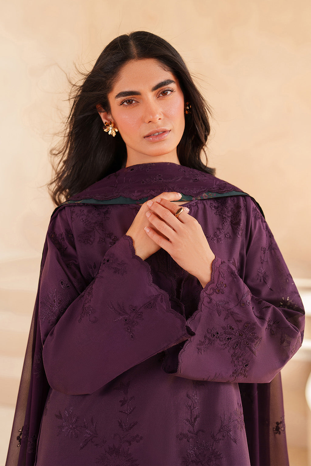 Iznik - Ue-602 Embroidered Lawn