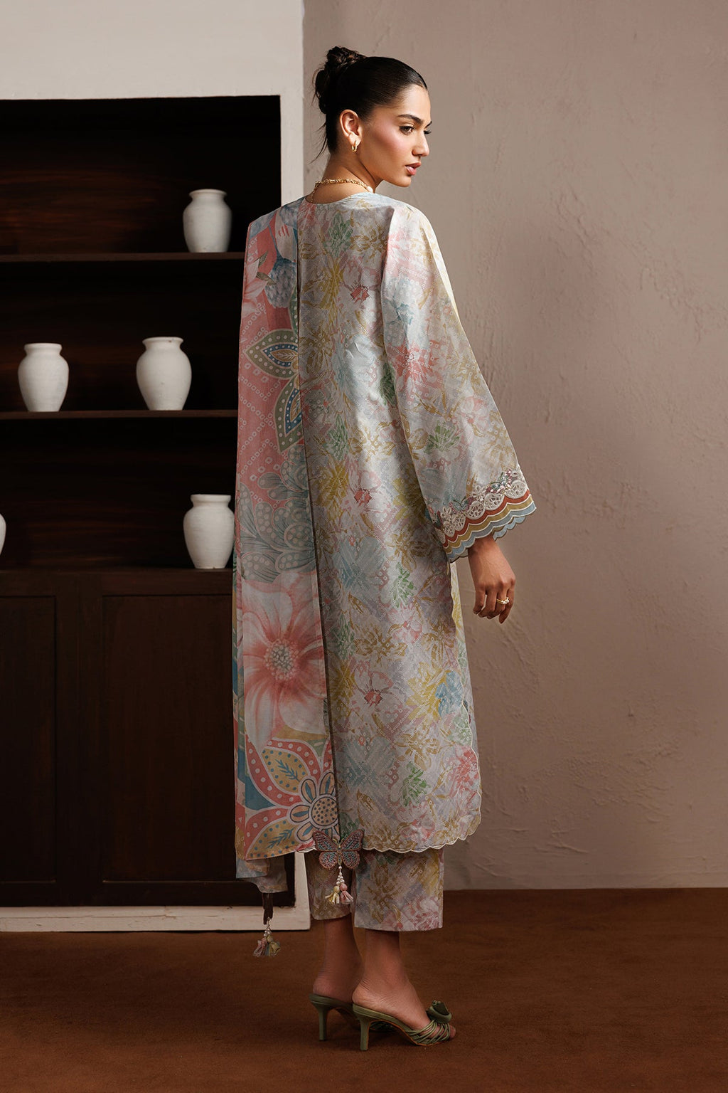 Baroque - Embroidered Lawn UF-4526