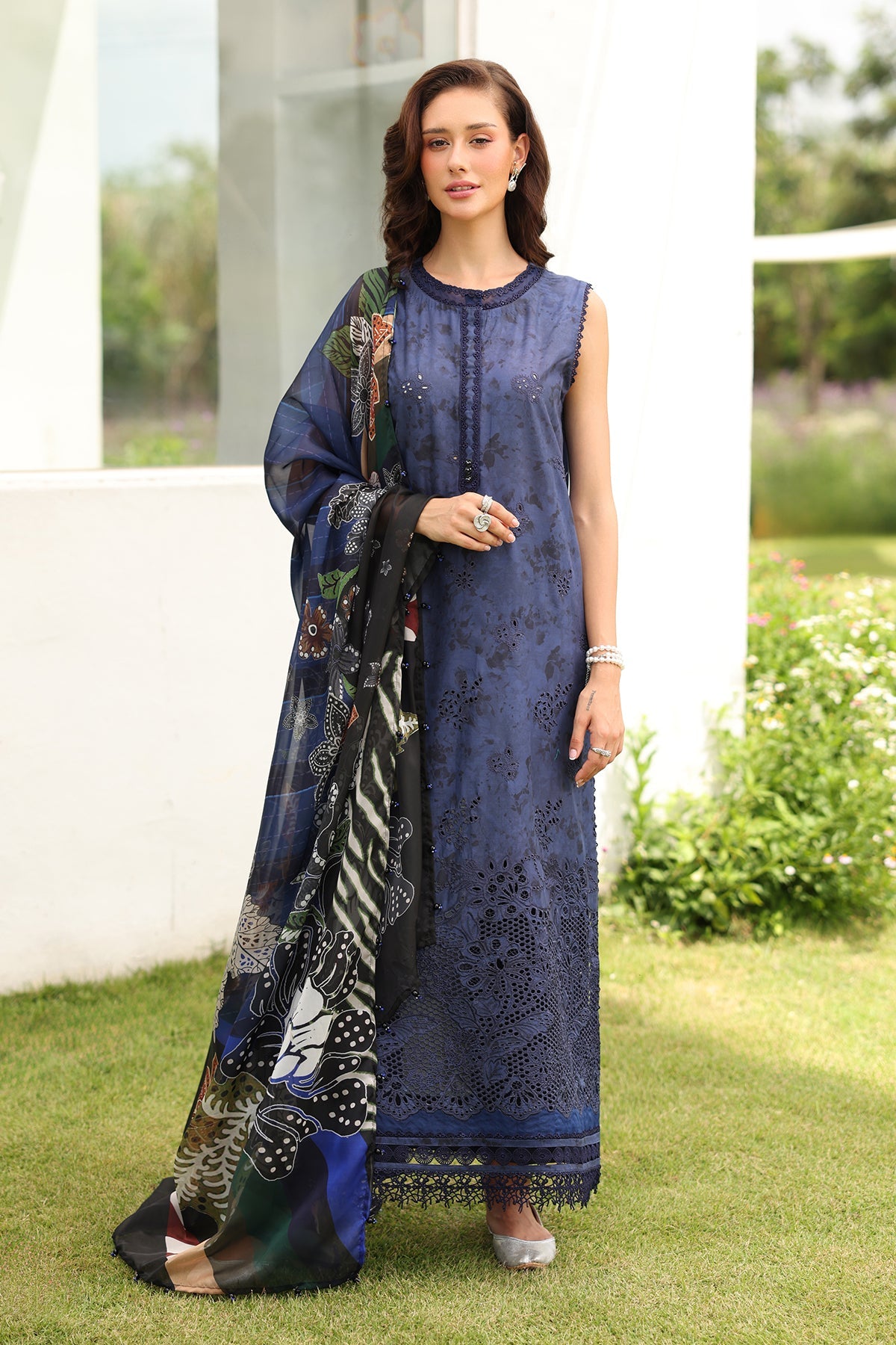 Baroque - Embroidered Lawn UF-4227