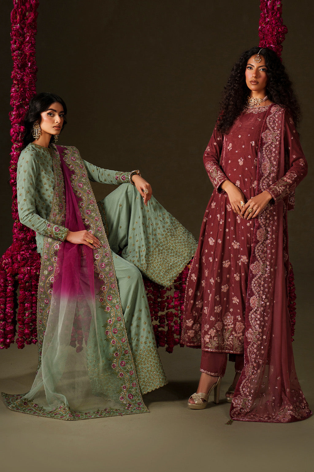 Iznik - Iv-73  Embroidered Velvet