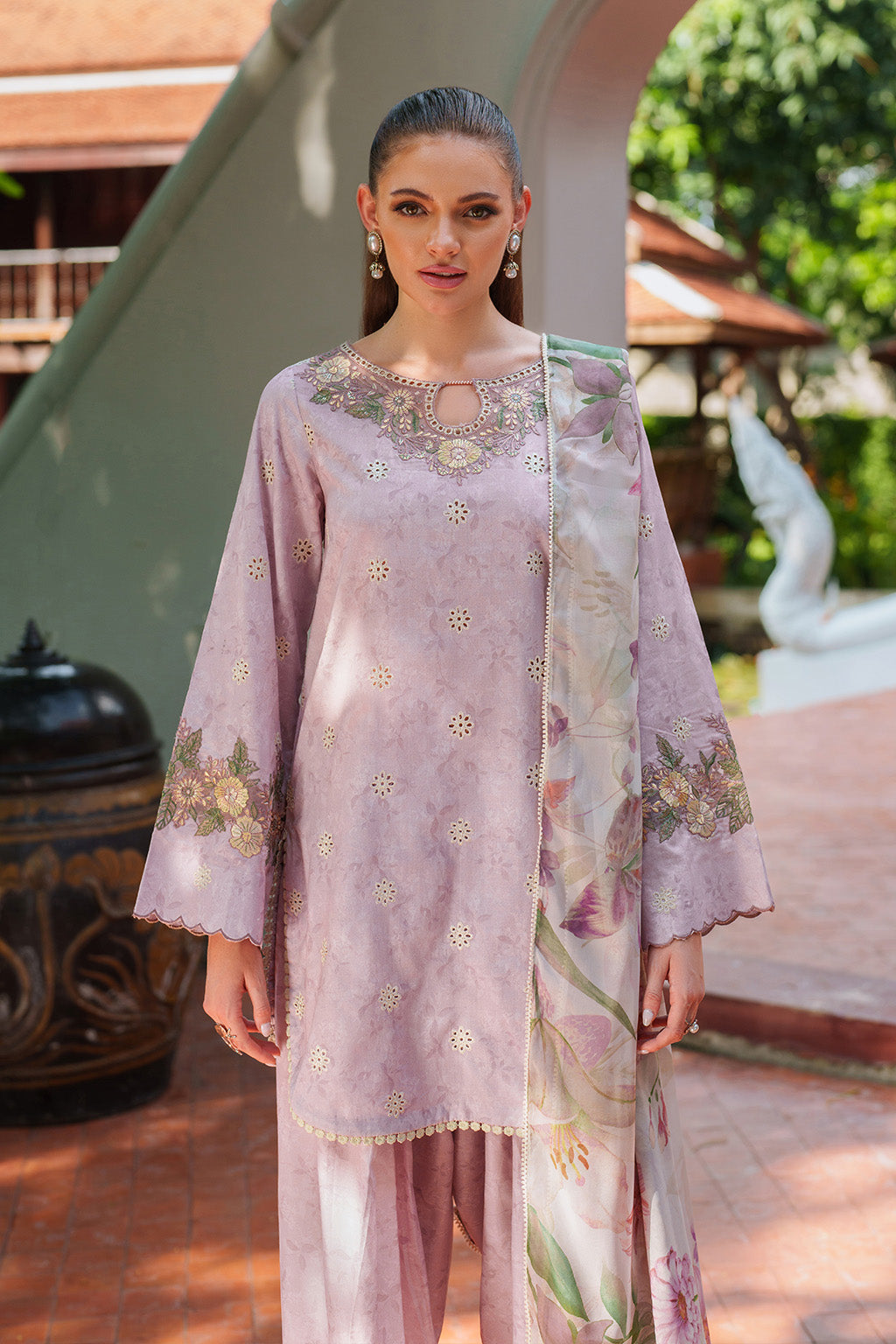 Iznik - Ue-278 Printed Lawn