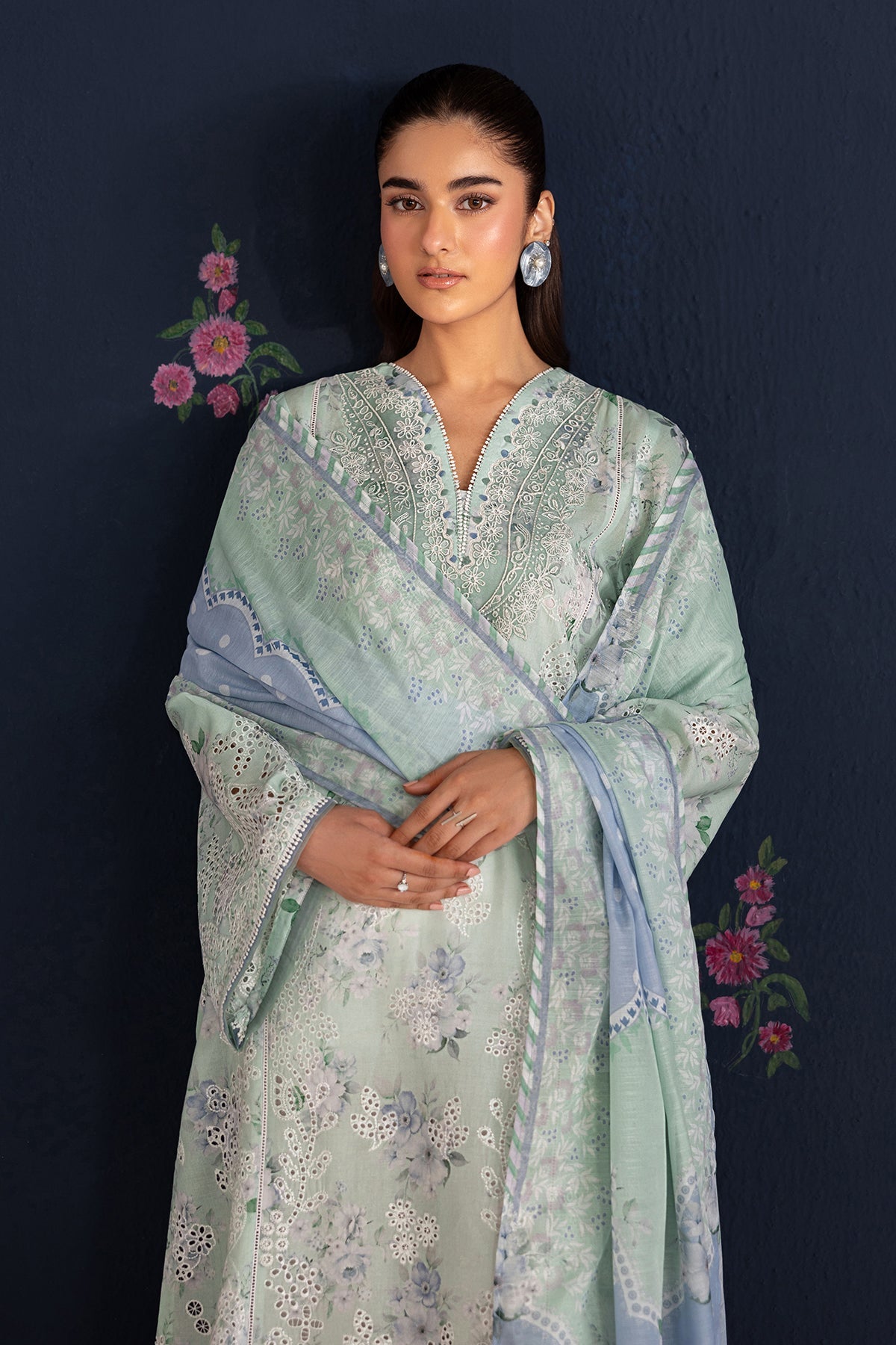 Baroque - Embroidered Lawn UF-4469