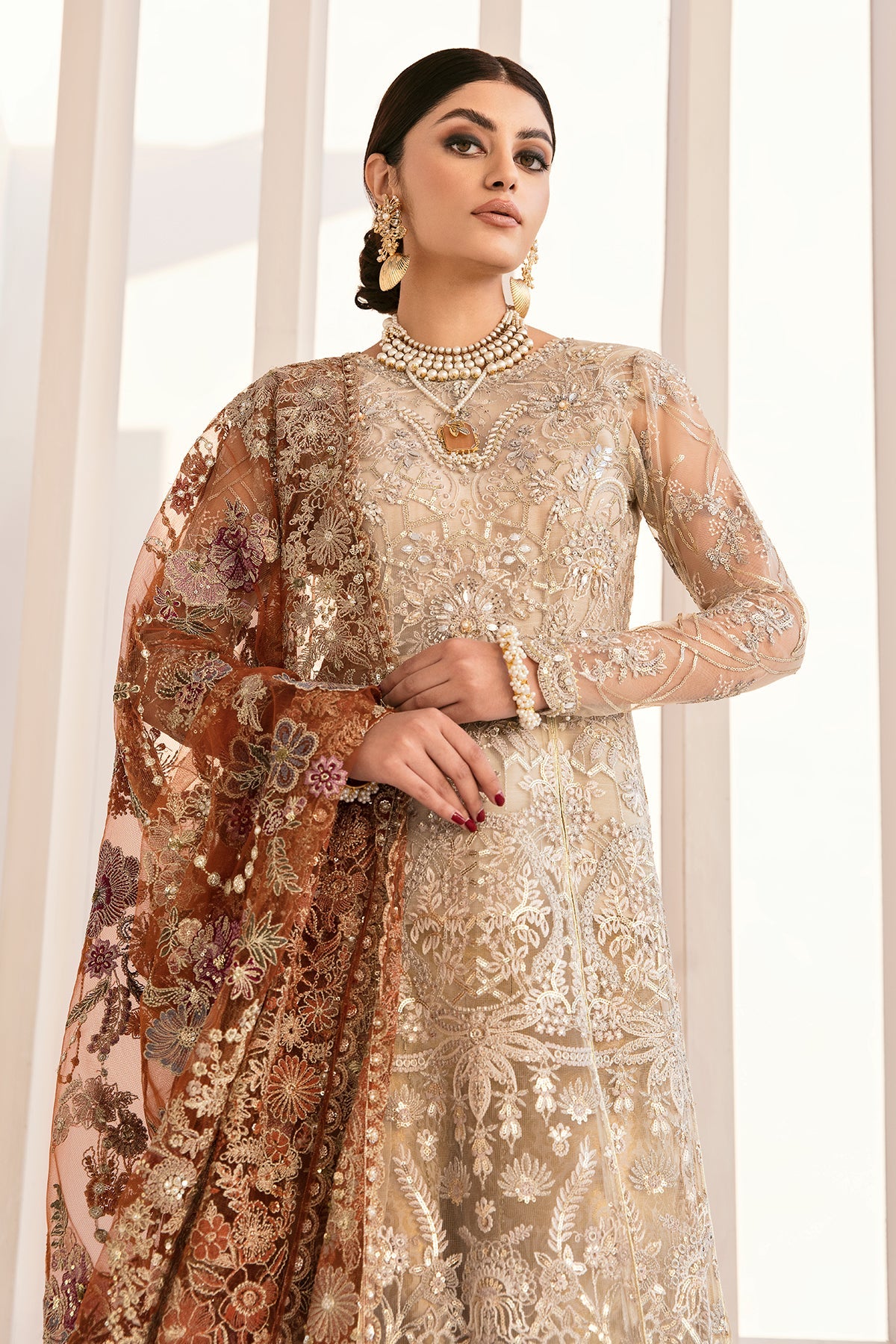 Baroque - Embroidered Net Ch11-03 Stitched