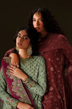 Iznik - Iv-73  Embroidered Velvet