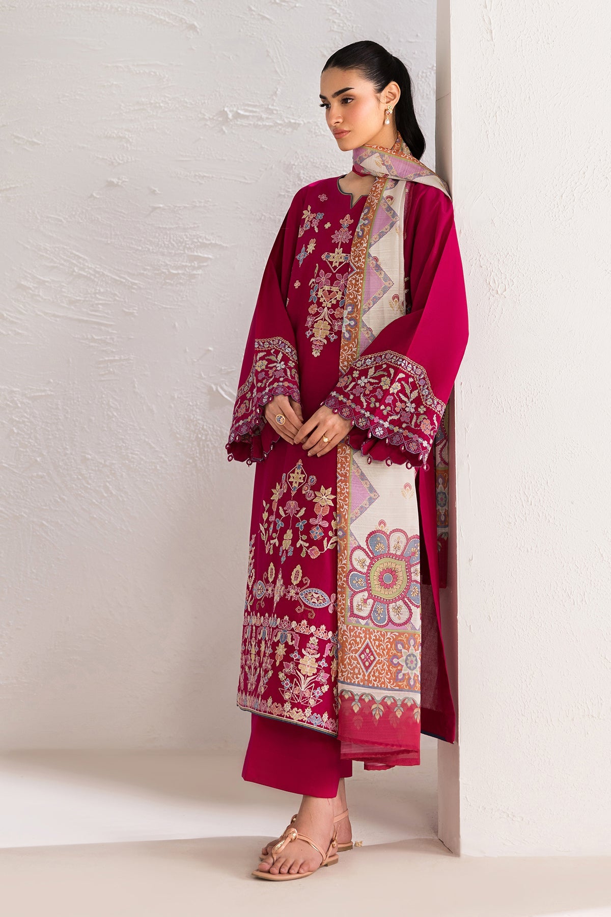 Baroque - Embroidered Lawn UF-4449