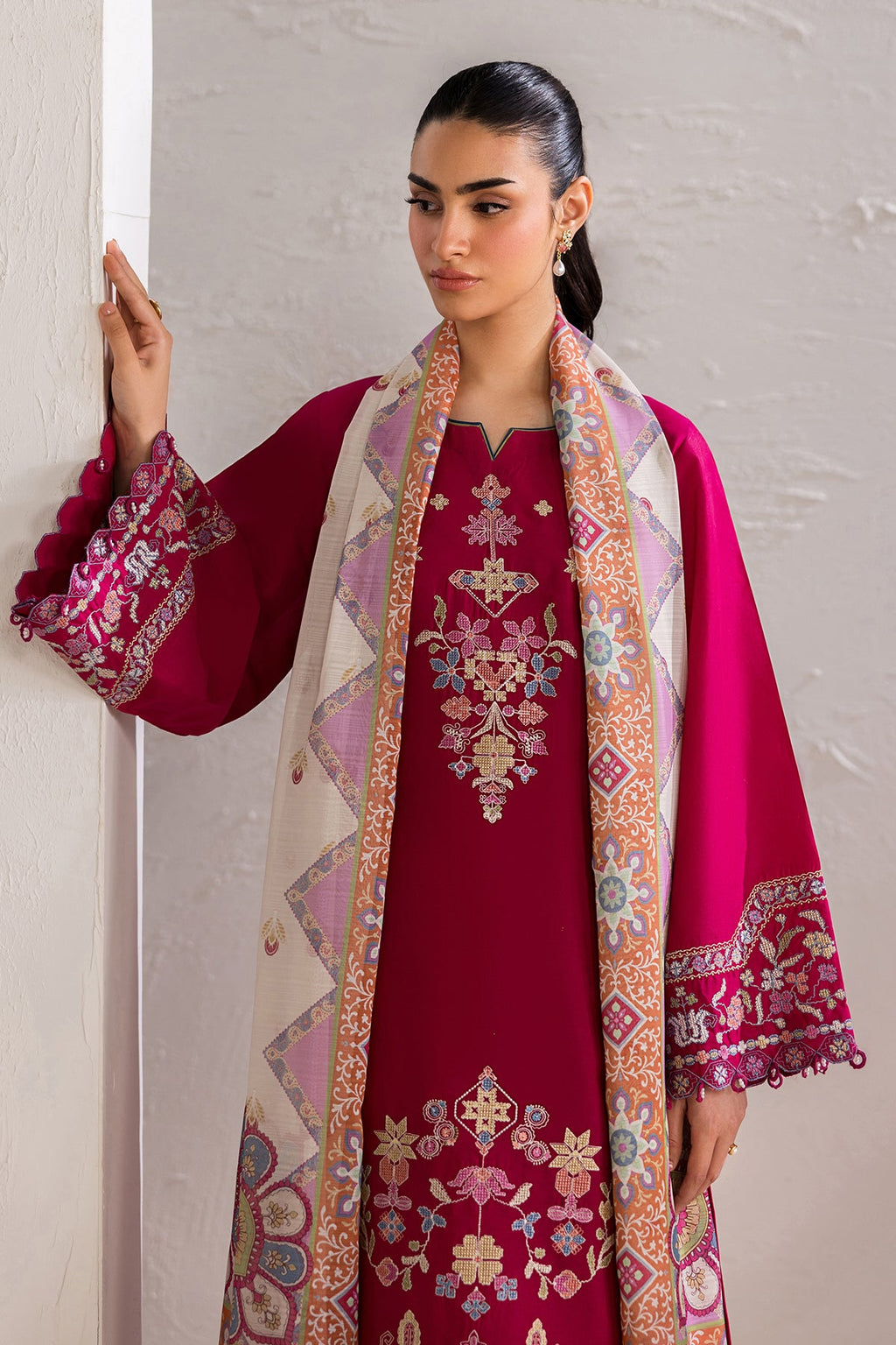 Baroque - Embroidered Lawn UF-4449