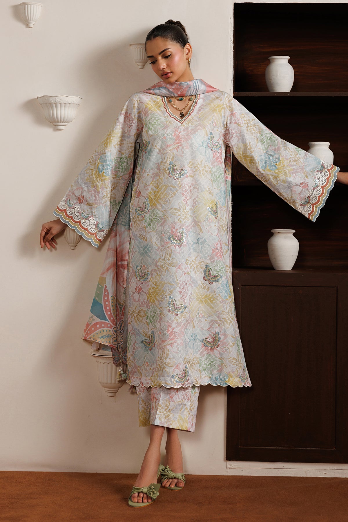 Baroque - Embroidered Lawn UF-4526