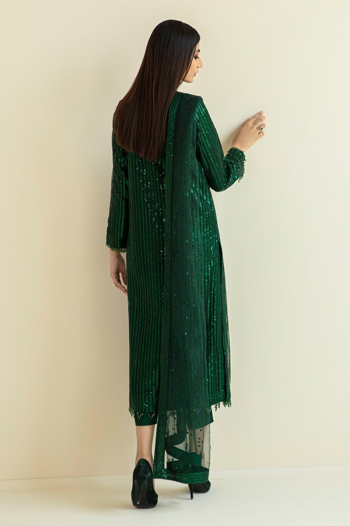Baroque - Embroidered Net UF-386
