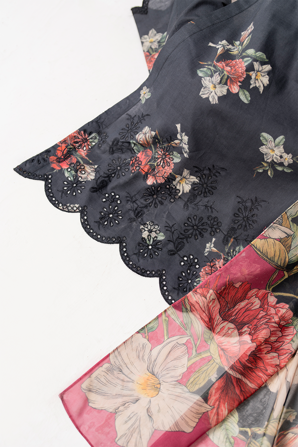 Iznik - Ue-268 Printed Lawn