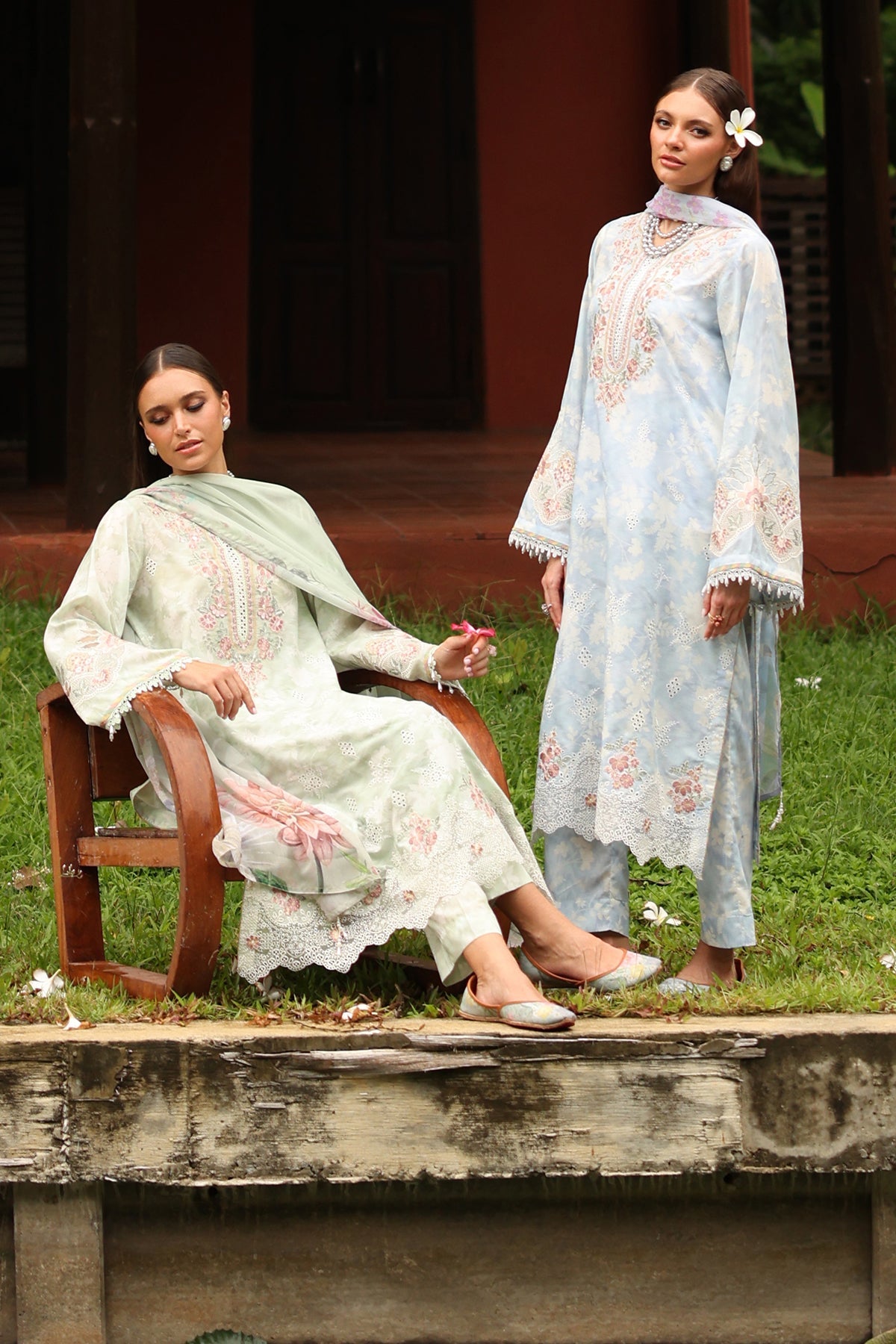 Baroque - Embroidered Lawn UF-4250
