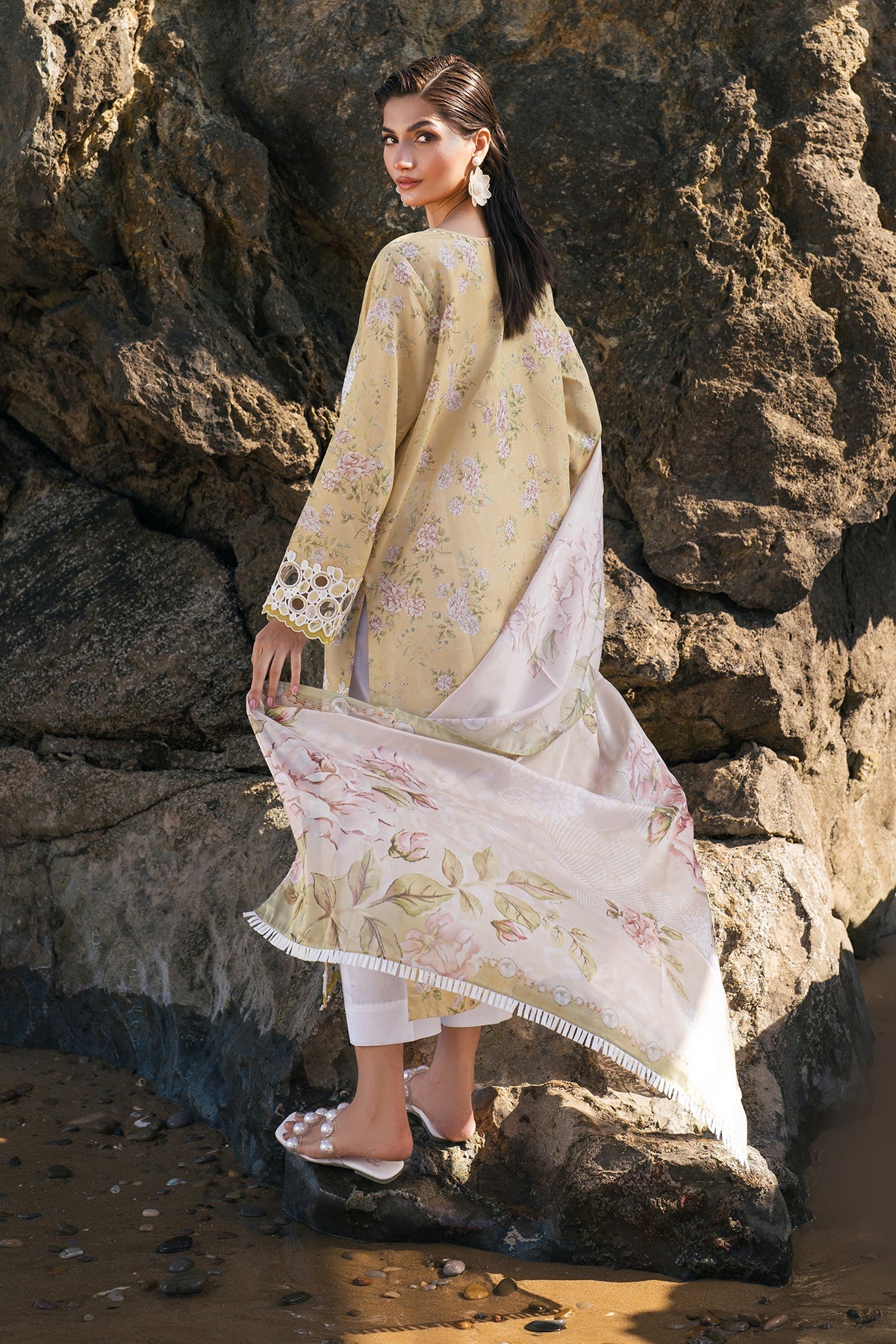 Baroque - Embroidered PRinted Lawn UF-4110