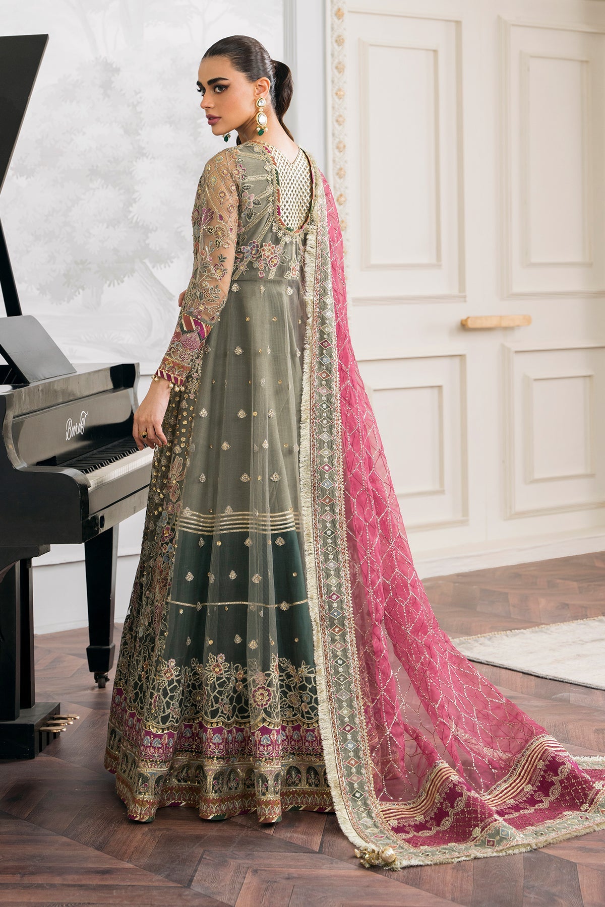 Baroque - Embroidered Net Ch12-02 Stitched