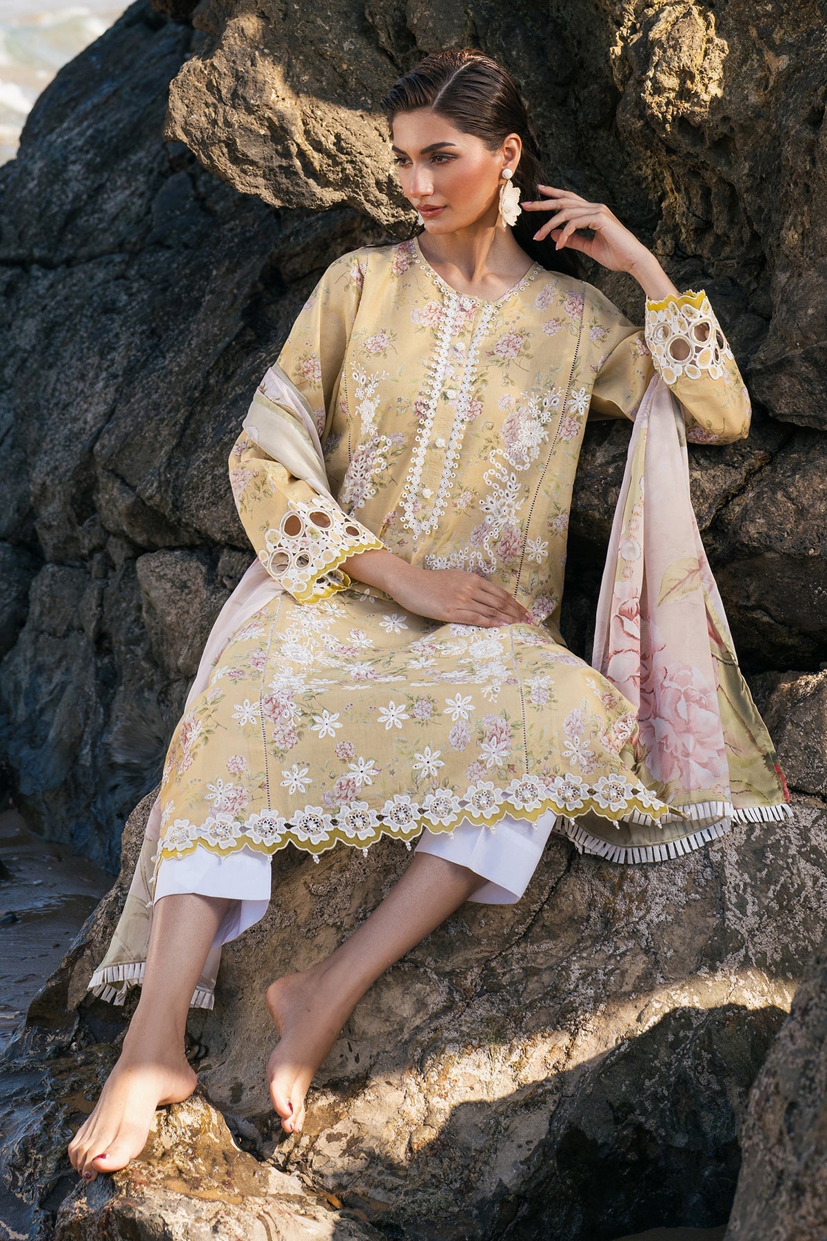Baroque - Embroidered PRinted Lawn UF-4110