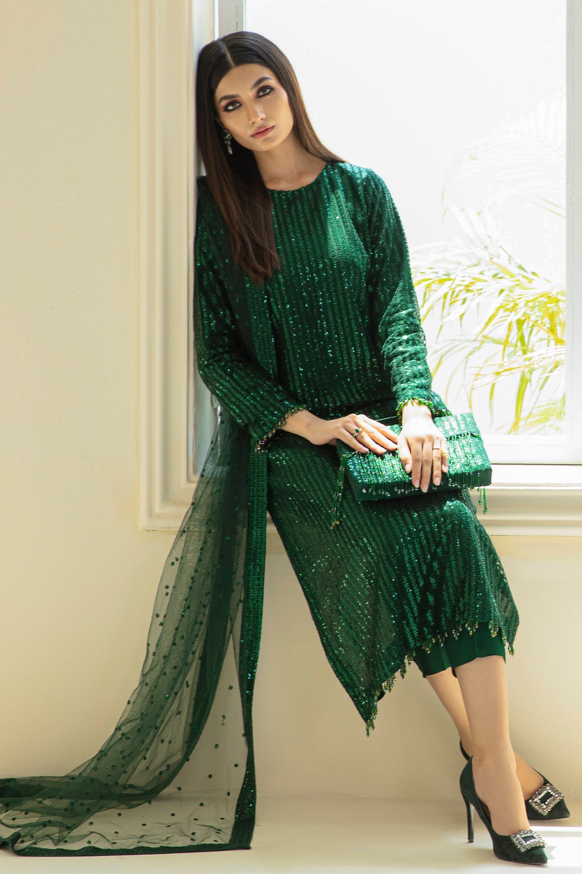 Baroque - Embroidered Net UF-386