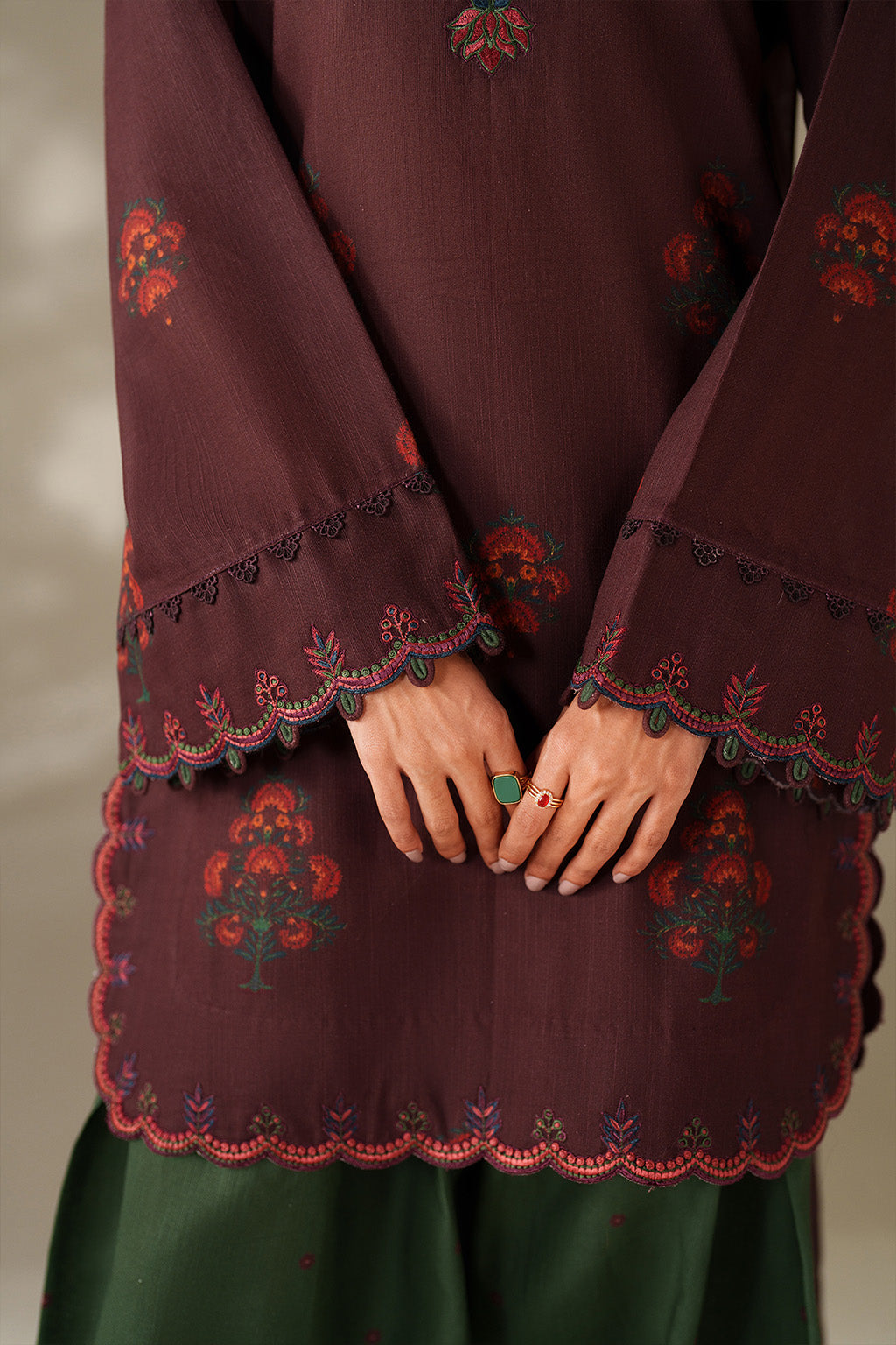 Iznik - Ue-562  Printed Khaddar