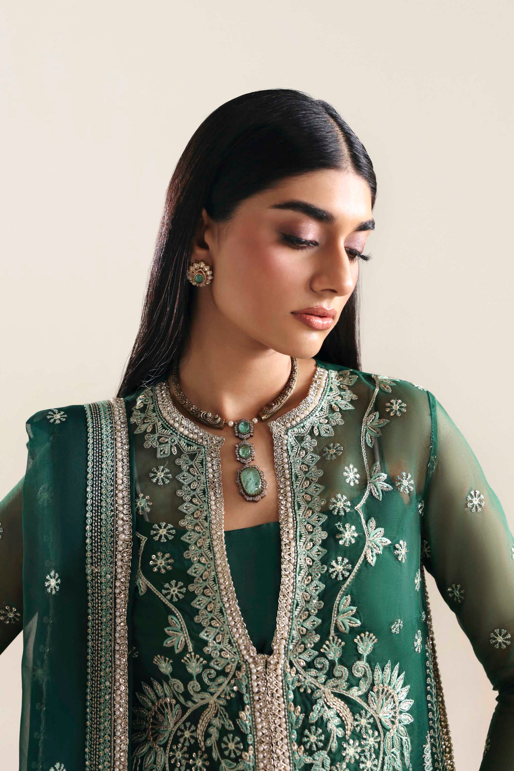 Akbar Aslam - Siyana