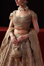 Akbar Aslam - Aveline