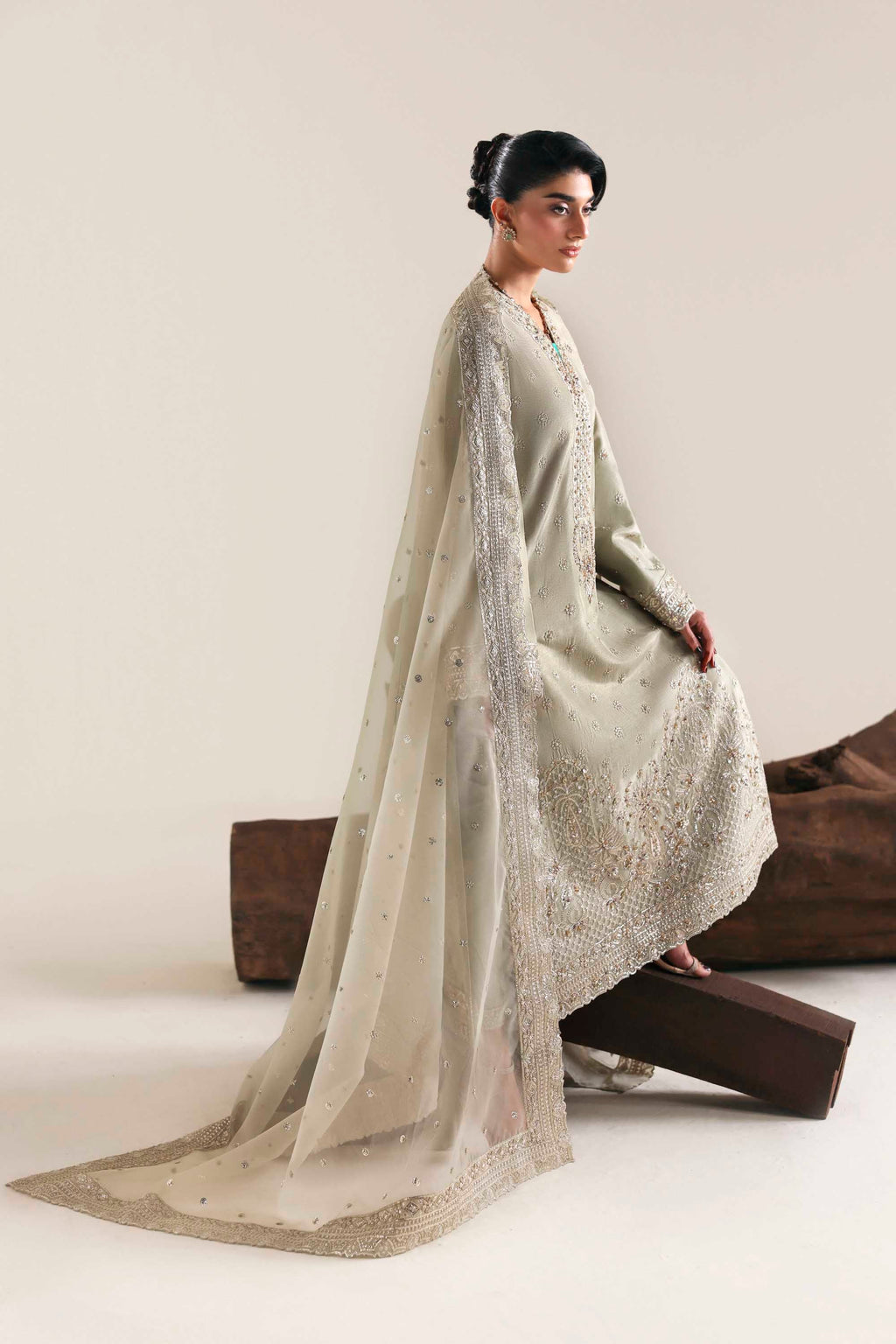 Akbar Aslam - Aurex