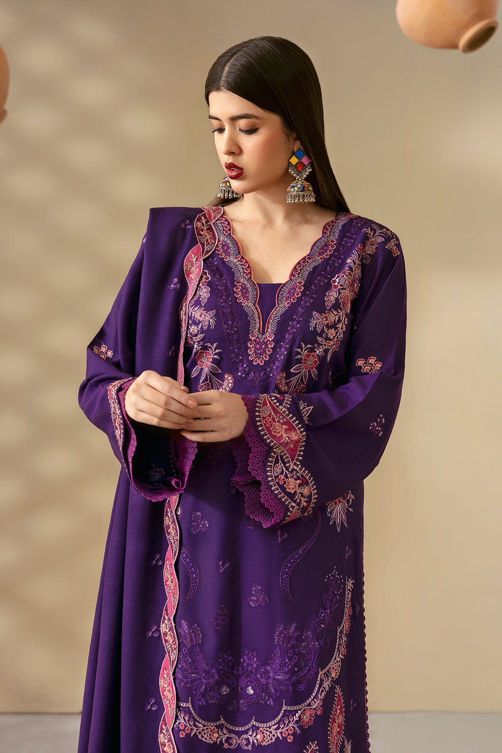 Ramsha - R-1203