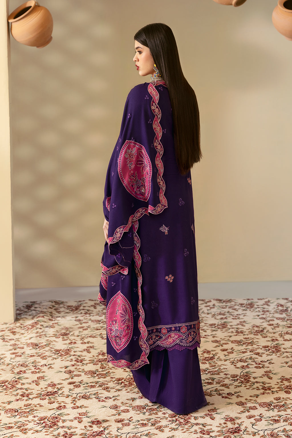 Ramsha - R-1203