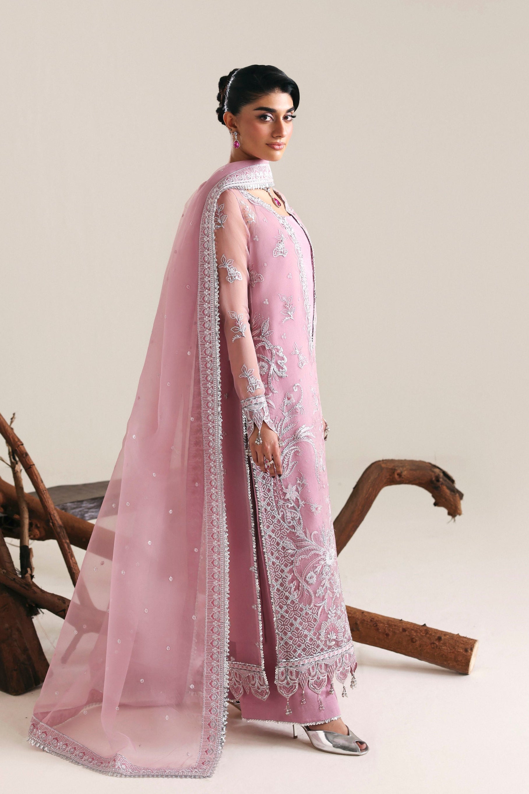 Akbar Aslam - Vale