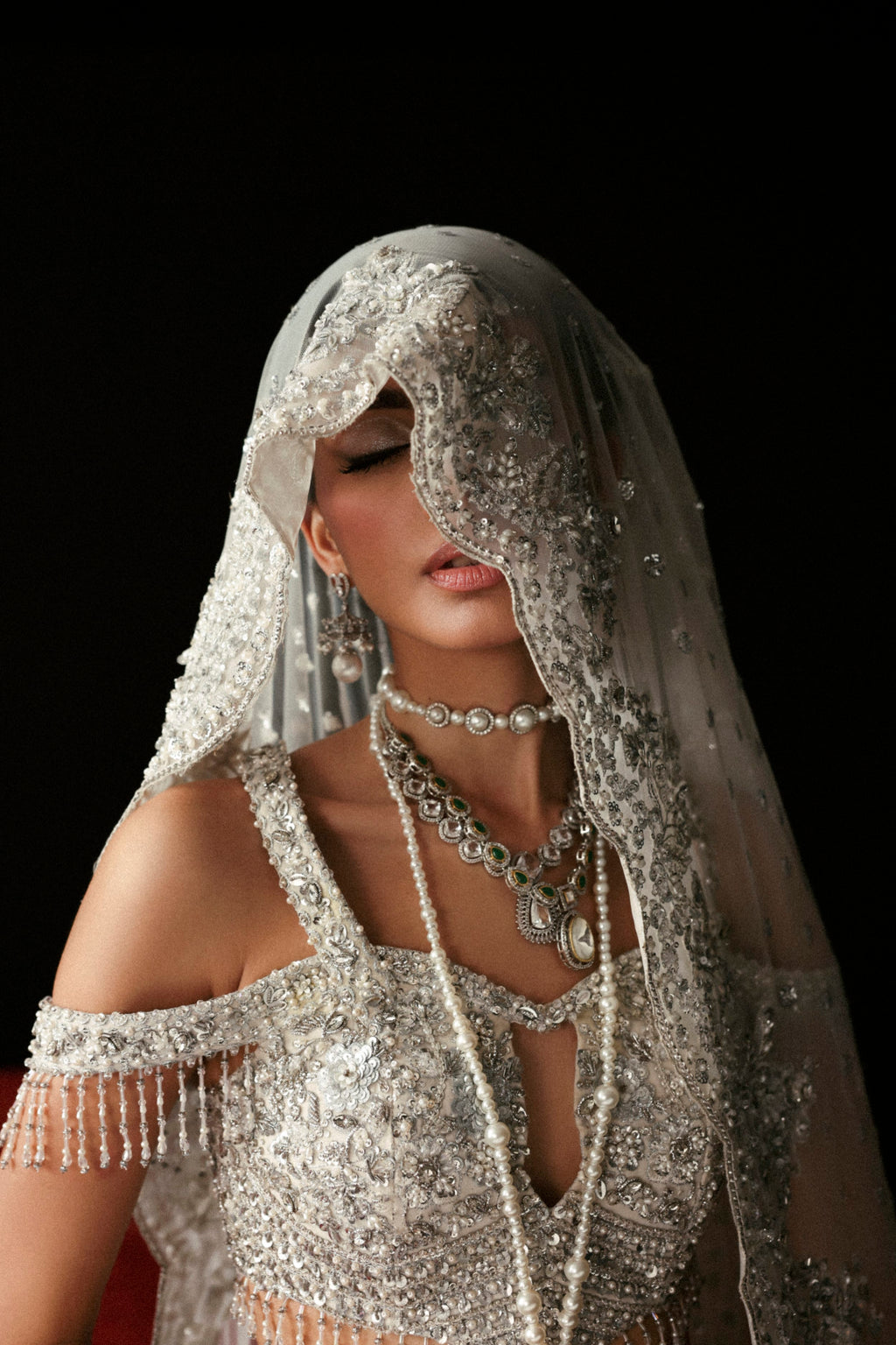 Akbar Aslam - Azalea