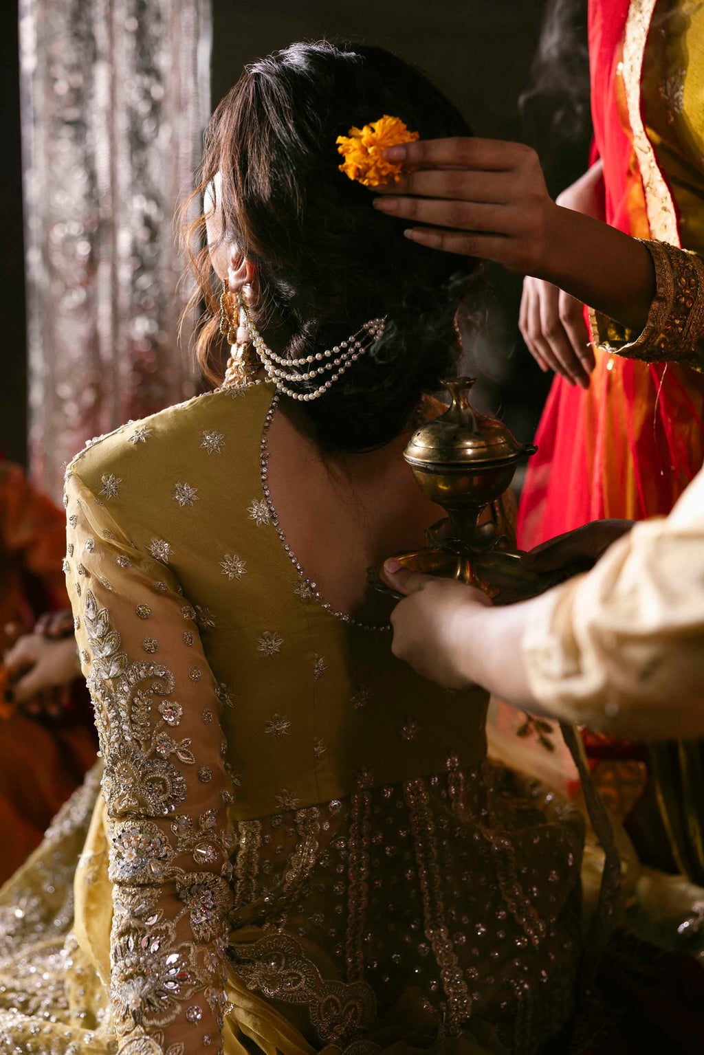 Akbar Aslam - Roshanara