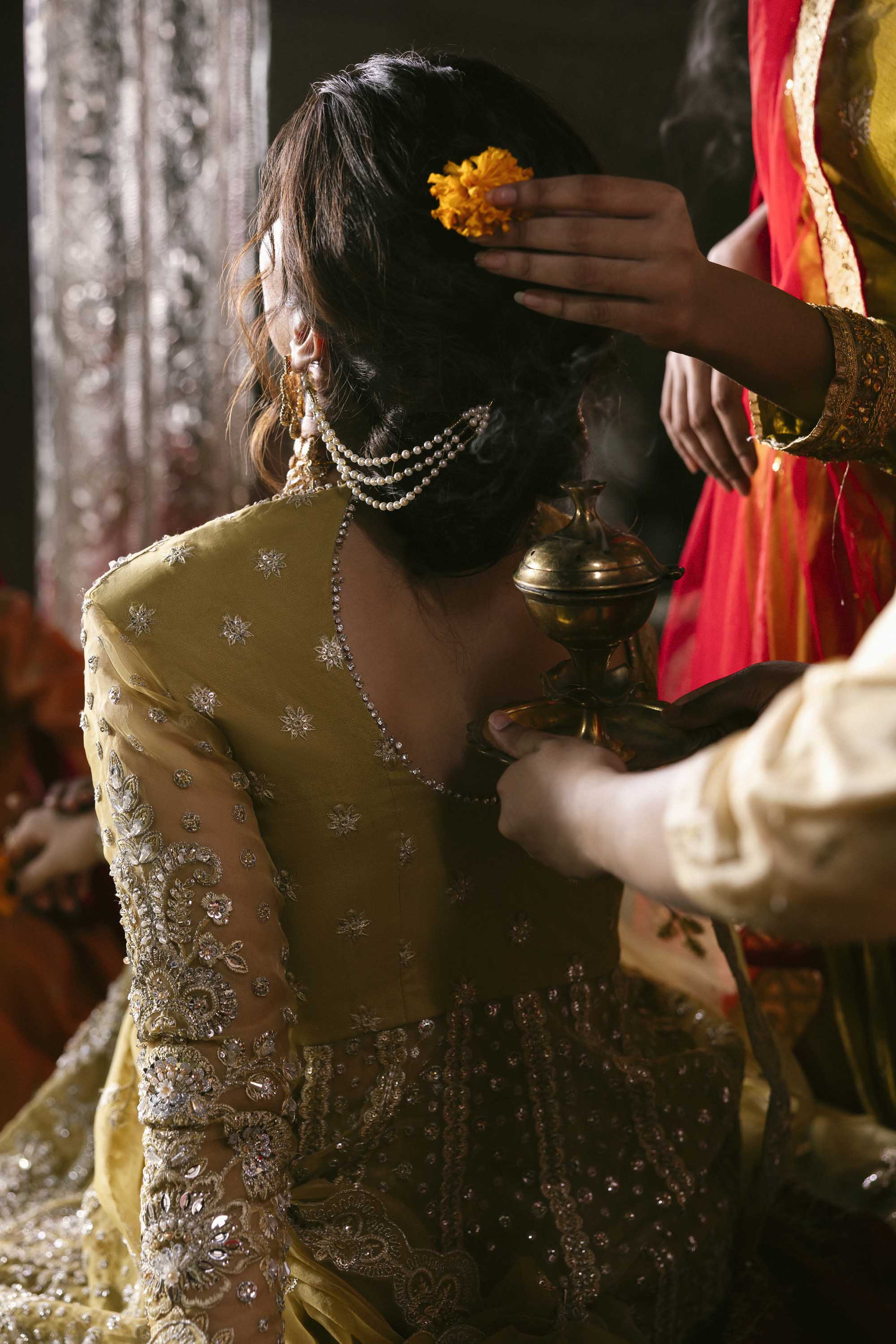 Akbar Aslam - Roshanara