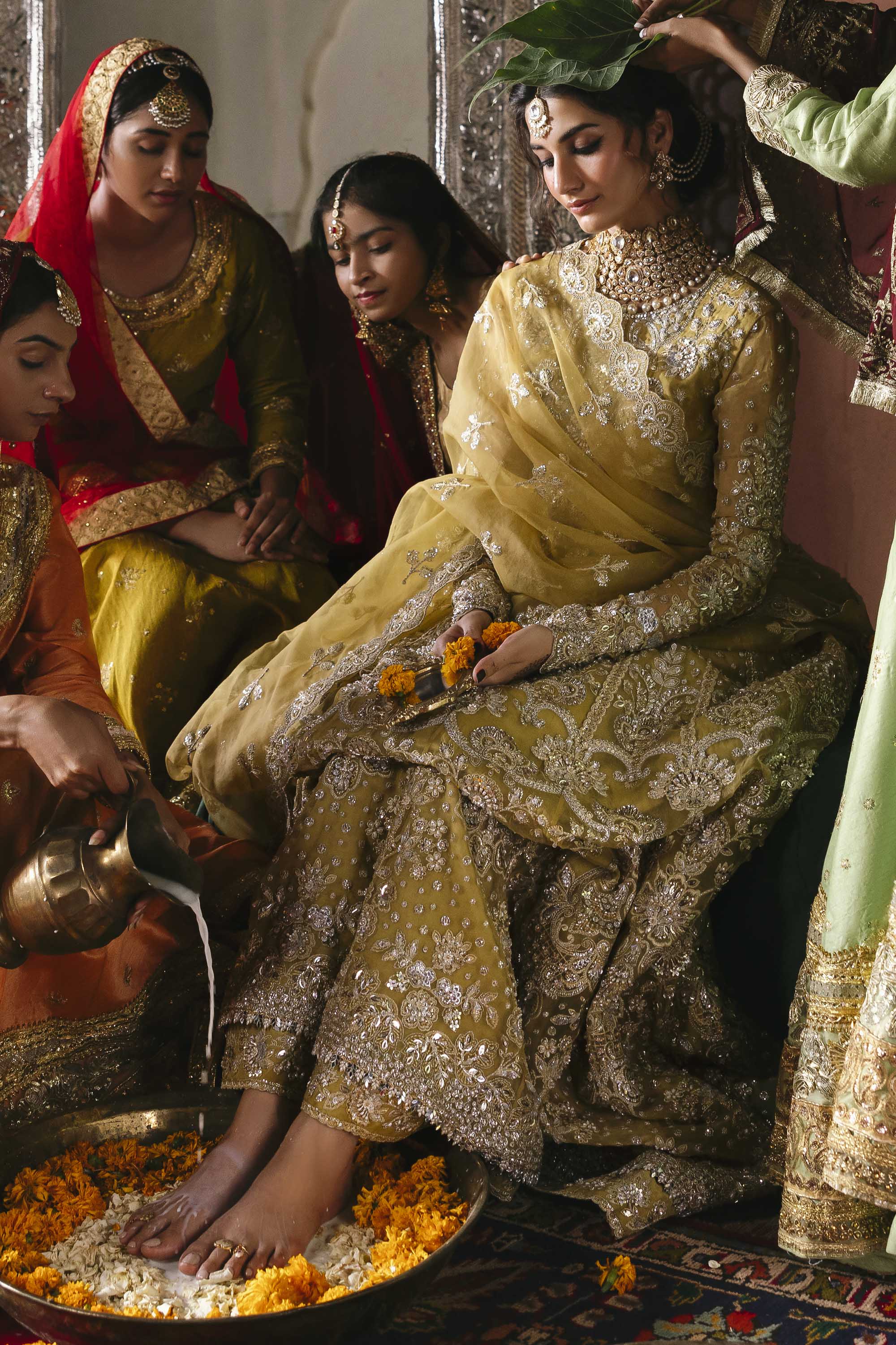 Akbar Aslam - Roshanara