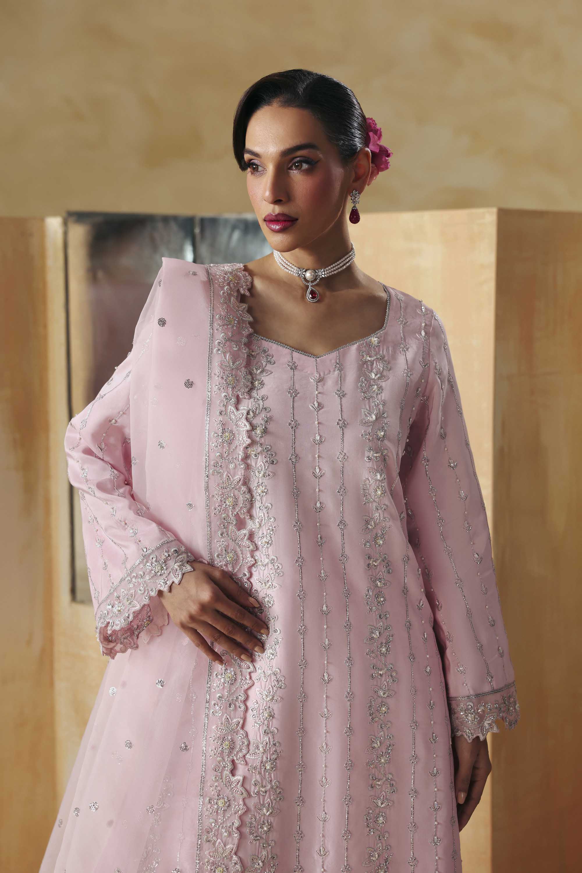 Akbar Aslam - Sylra