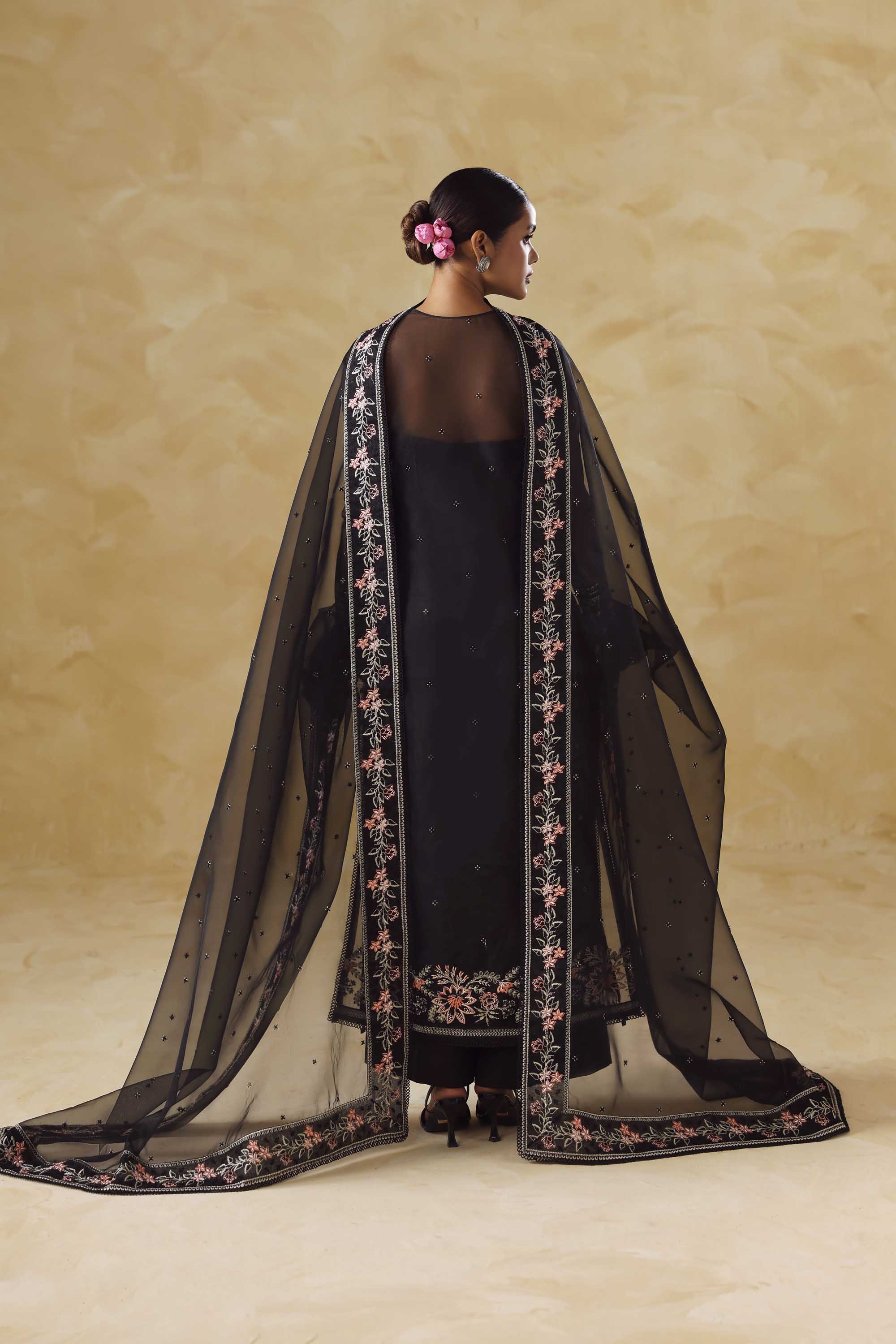 Akbar Aslam - Zarin