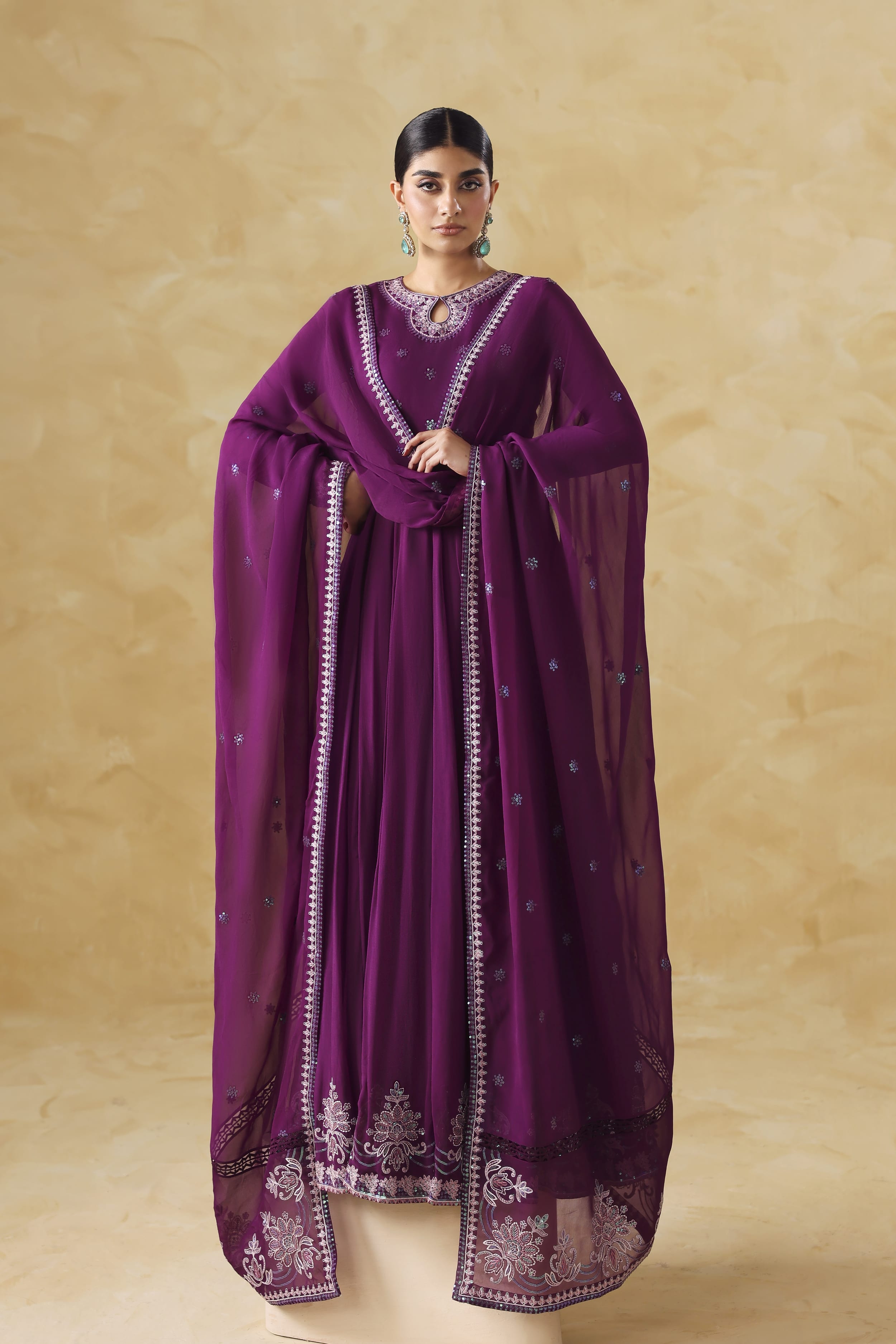 Akbar Aslam - Aurea