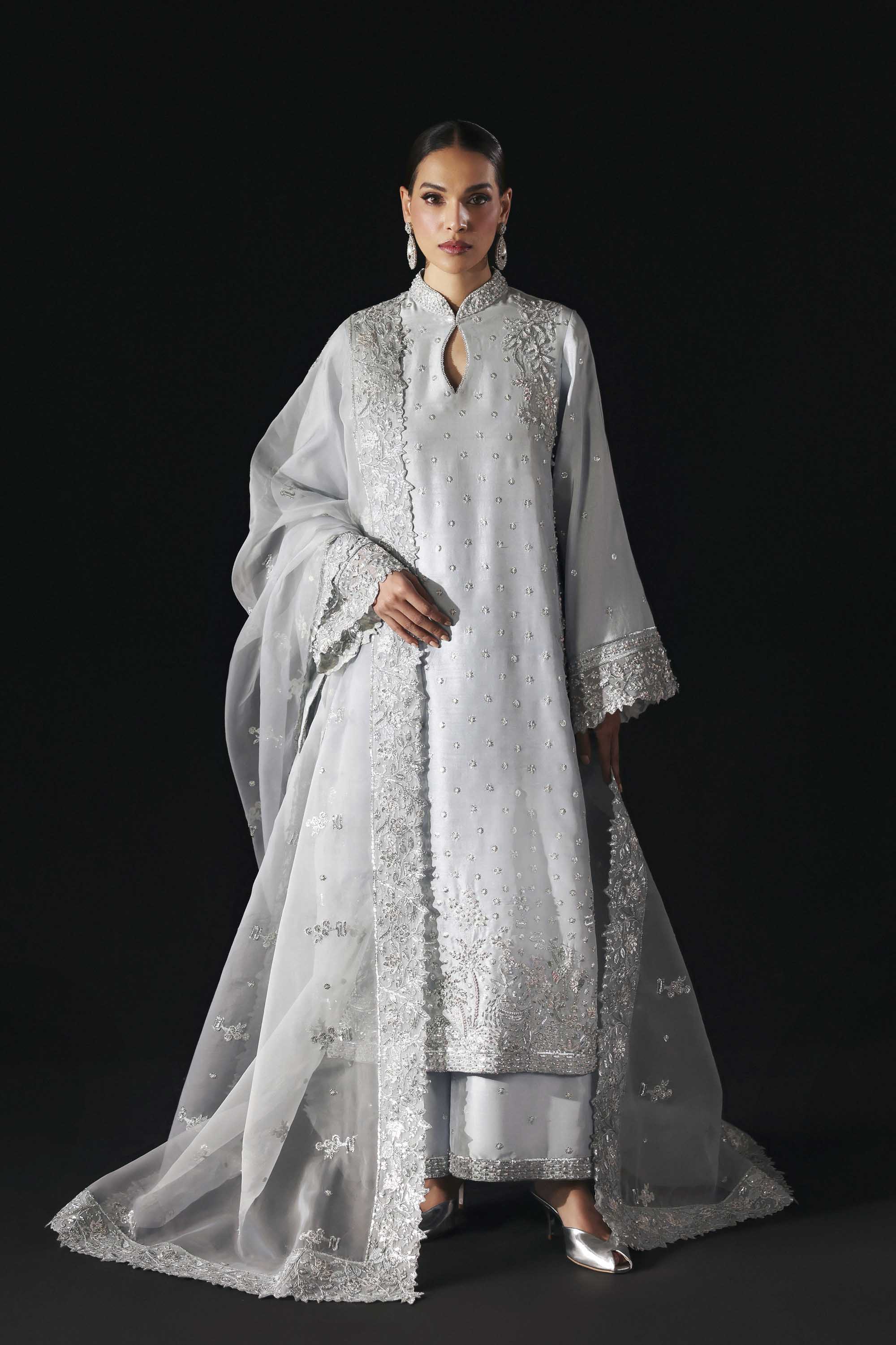 Akbar Aslam - Elisea