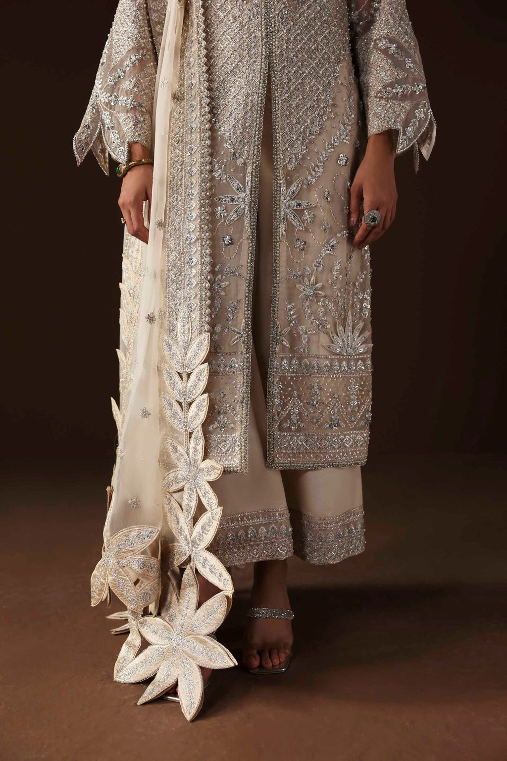 Akbar Aslam - Hazel