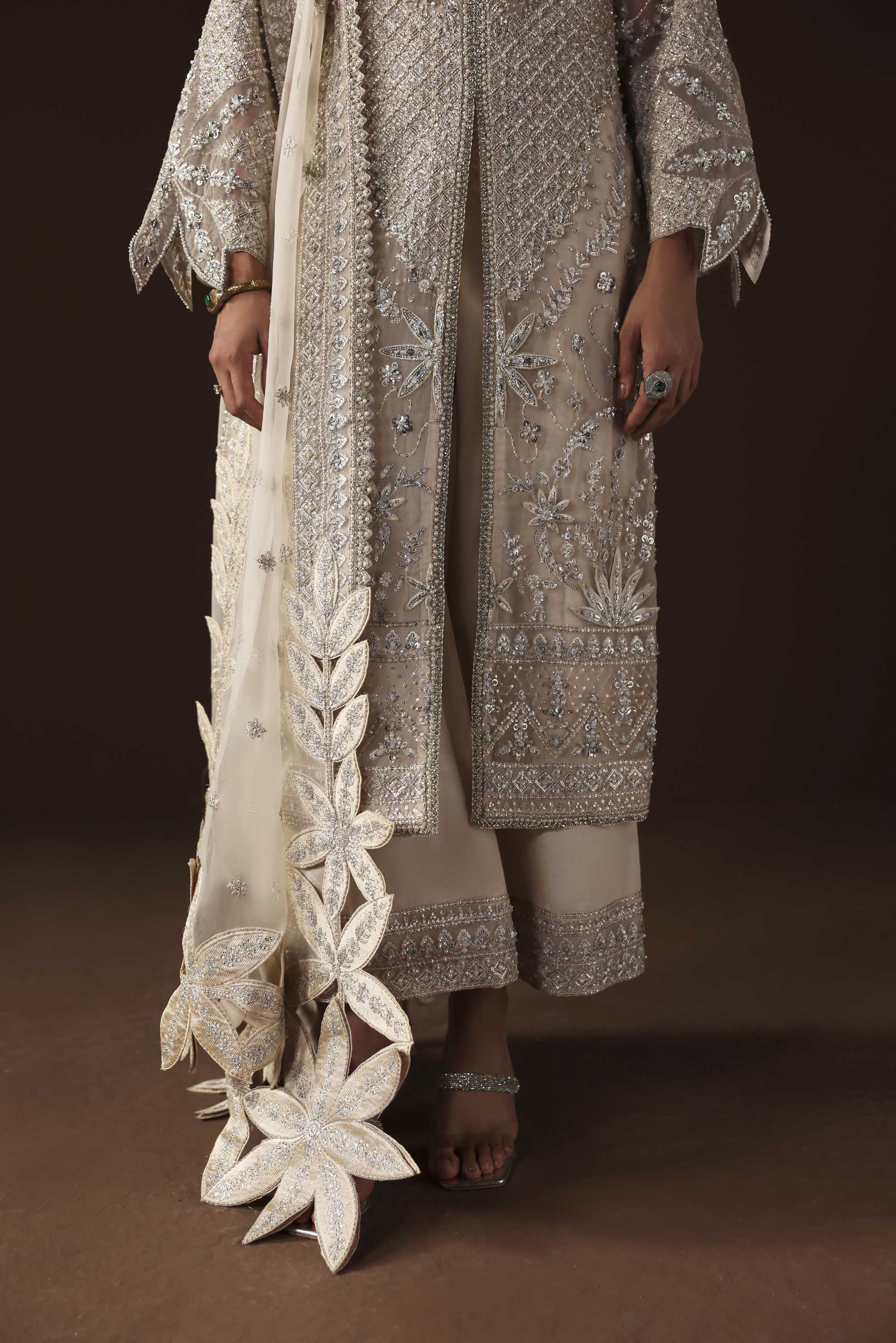 Akbar Aslam - Hazel