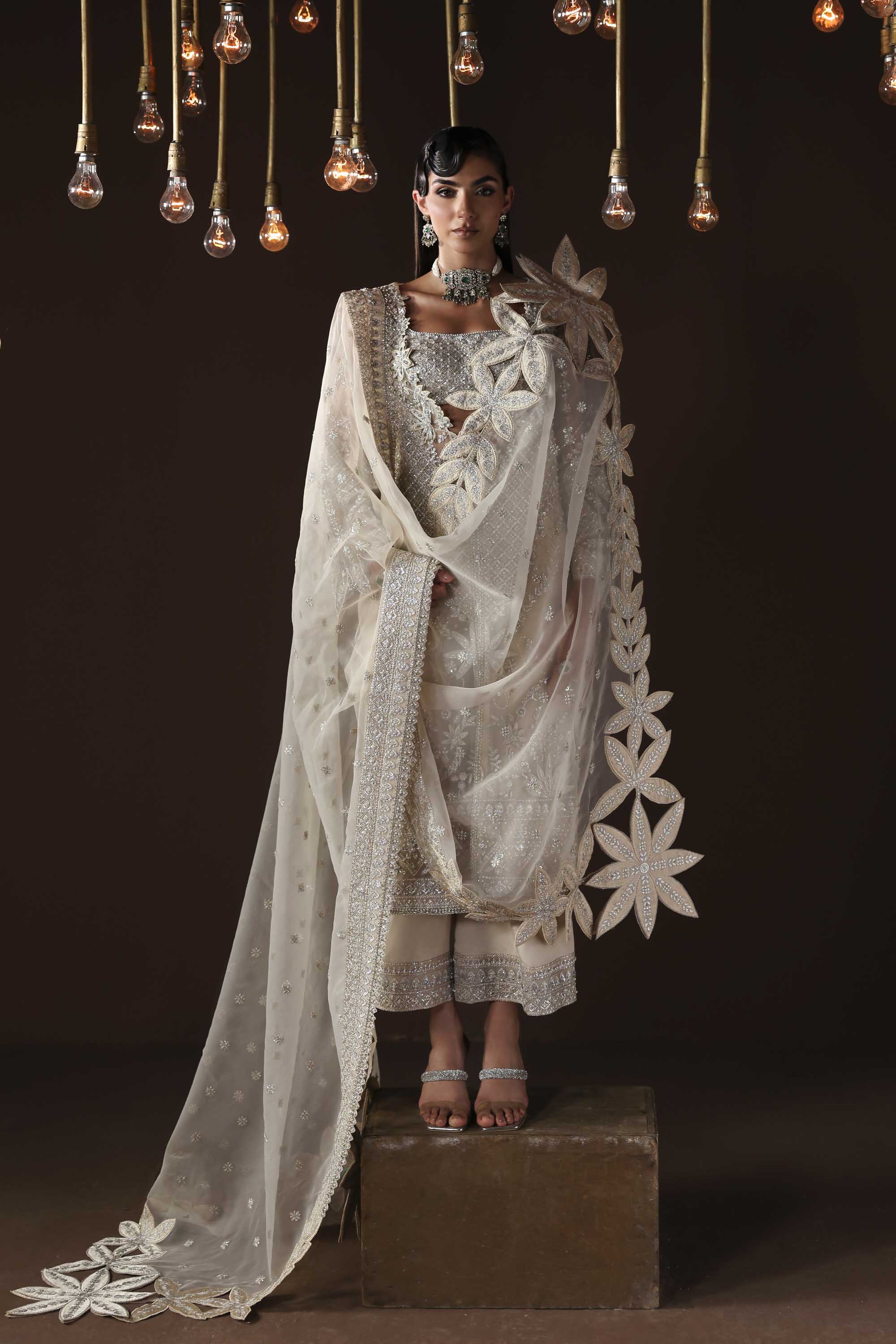 Akbar Aslam - Hazel