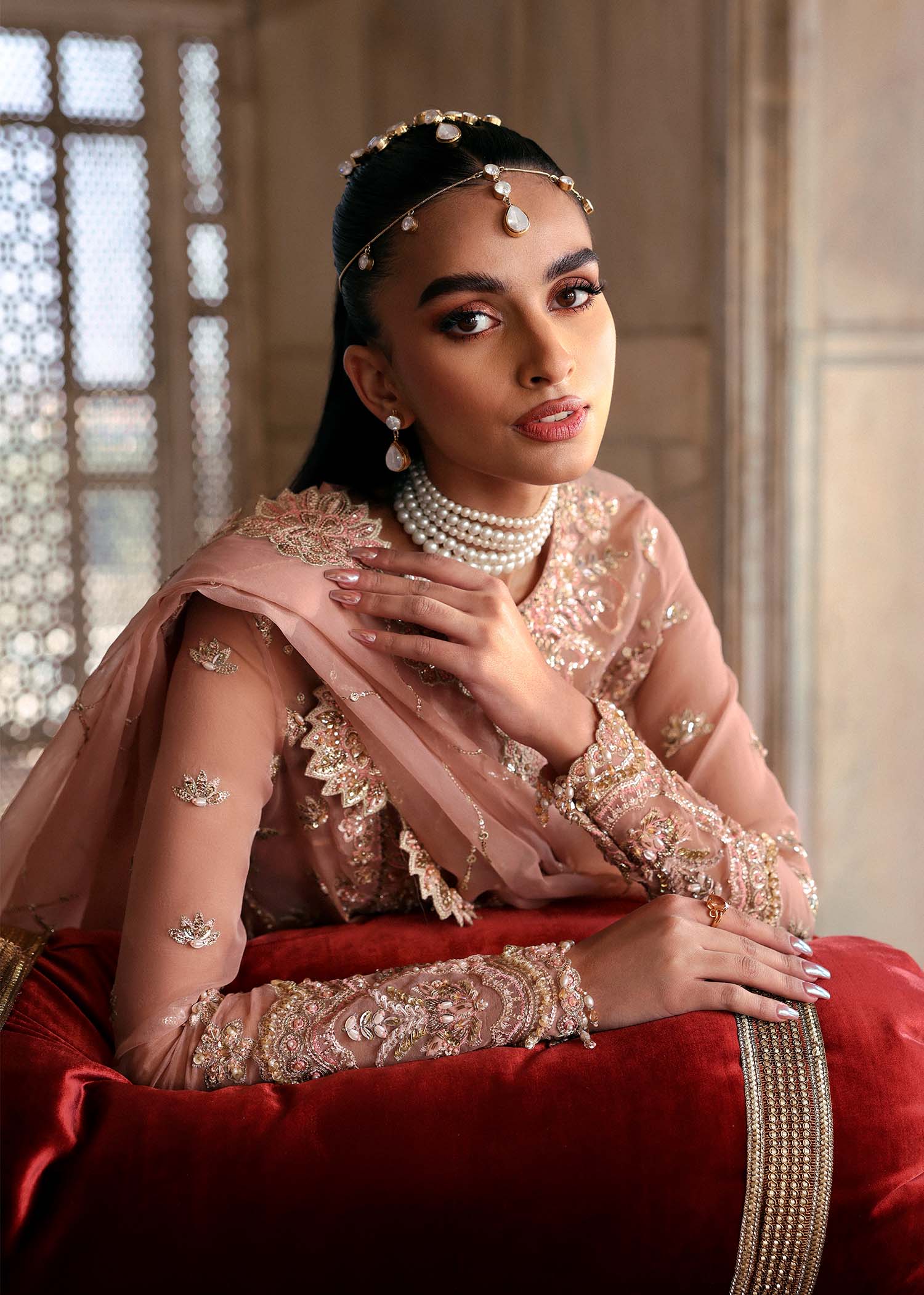Akbar Aslam - Nazneen