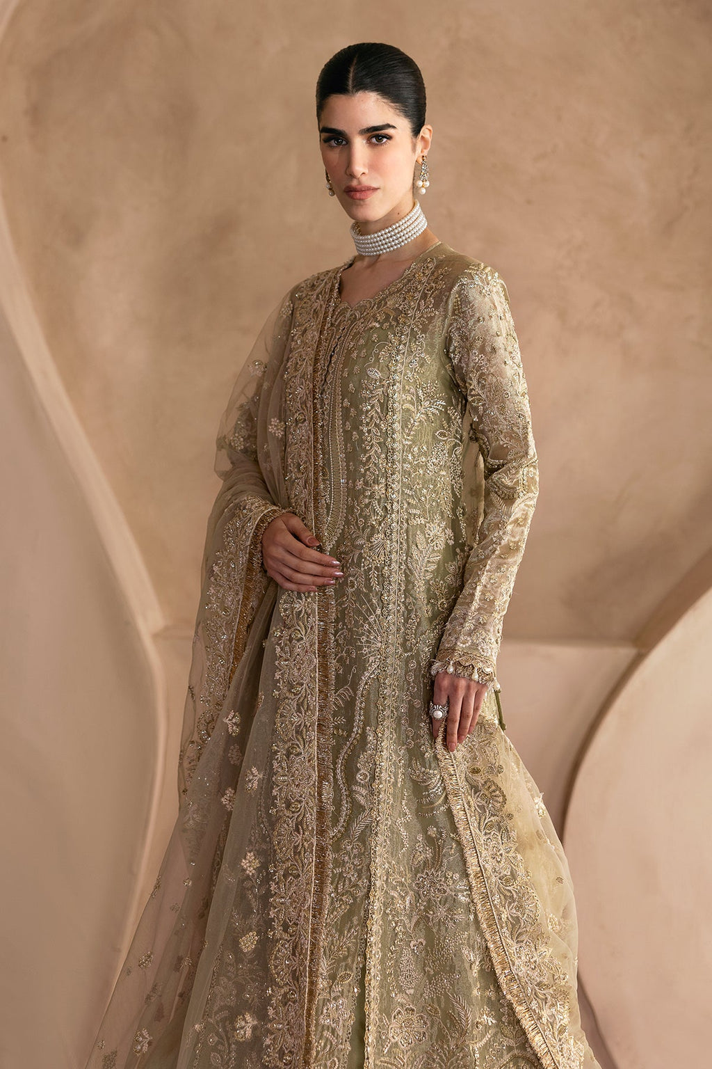 Emaan Adeel - Lustre