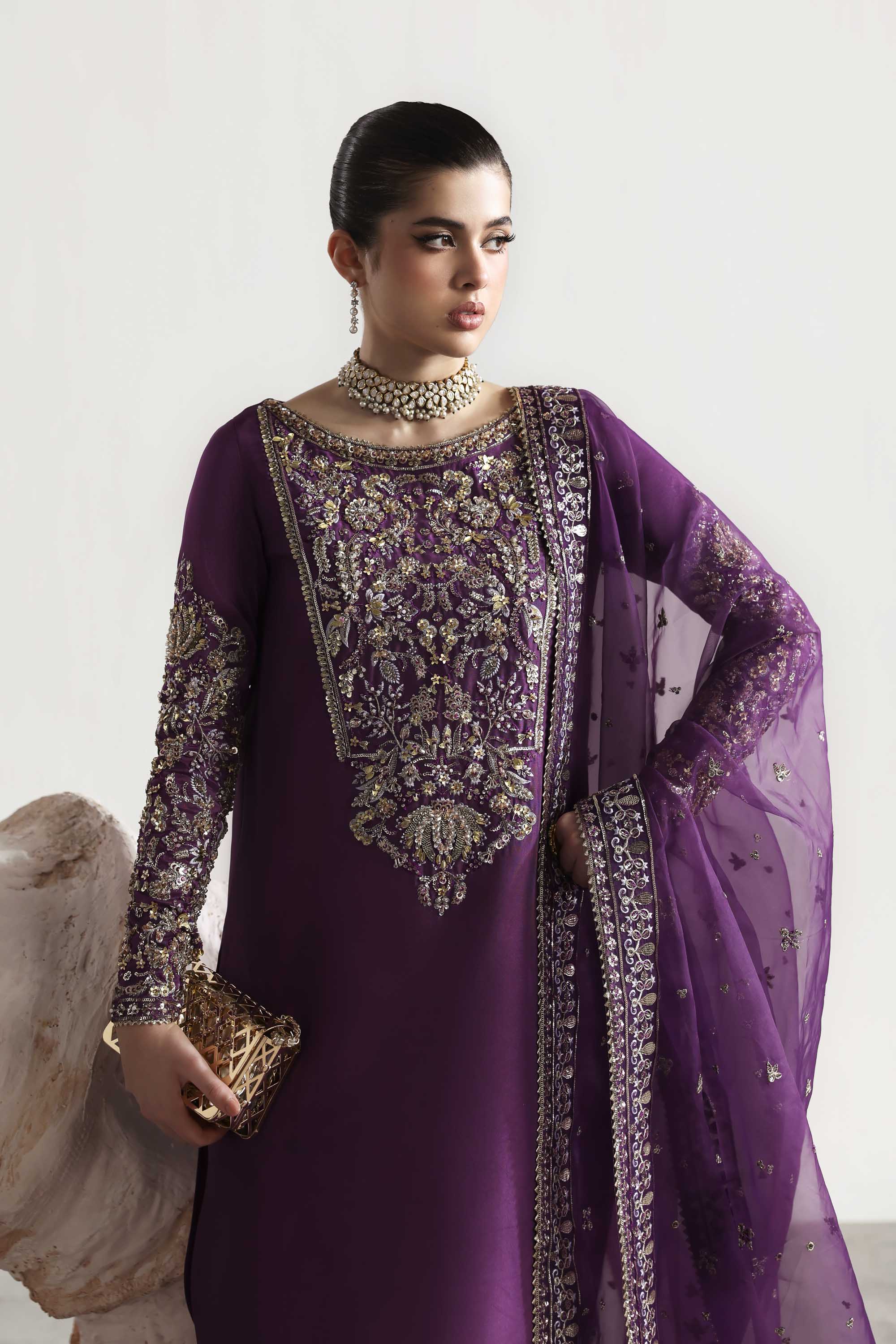 Akbar Aslam - Lapis