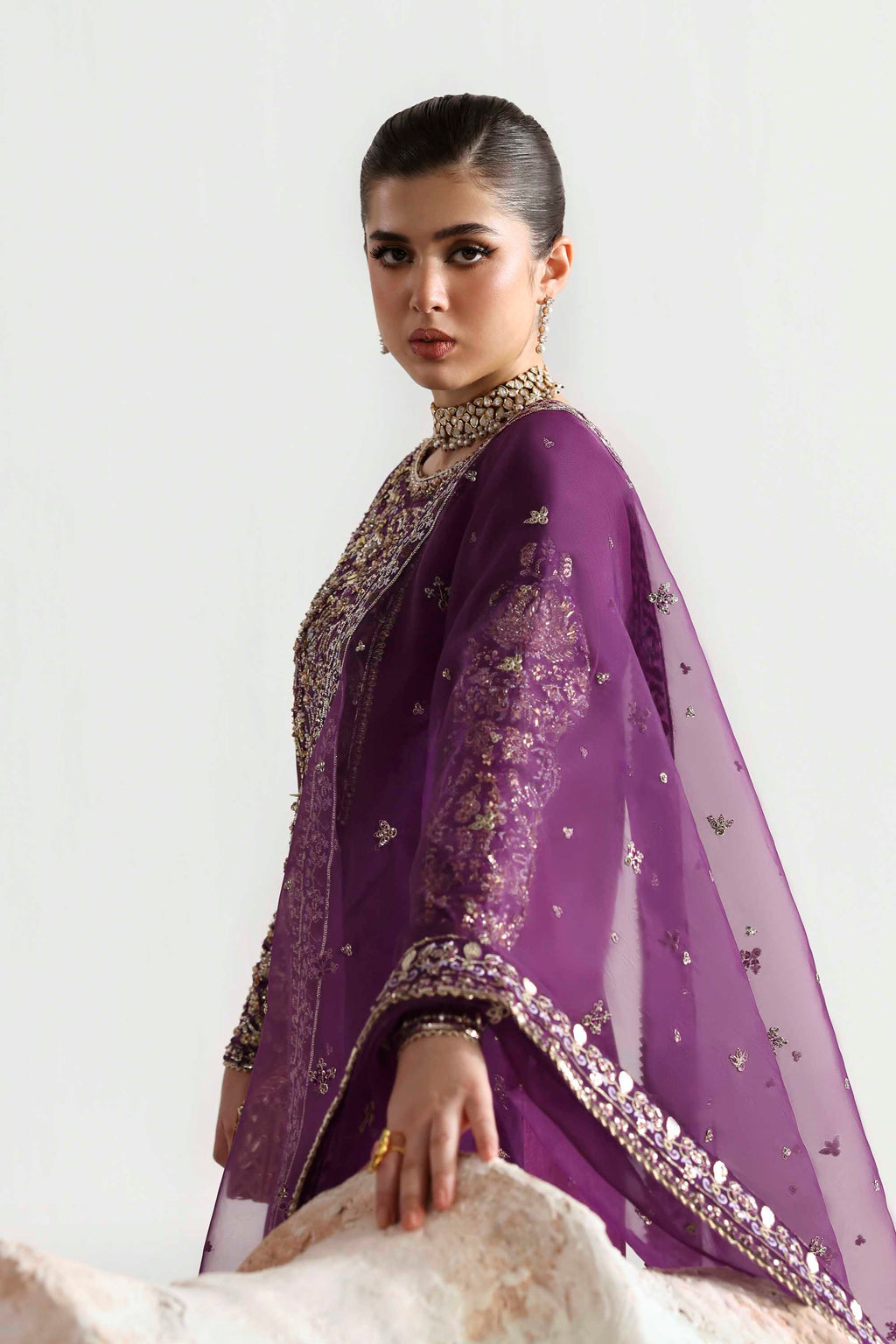 Akbar Aslam - Lapis