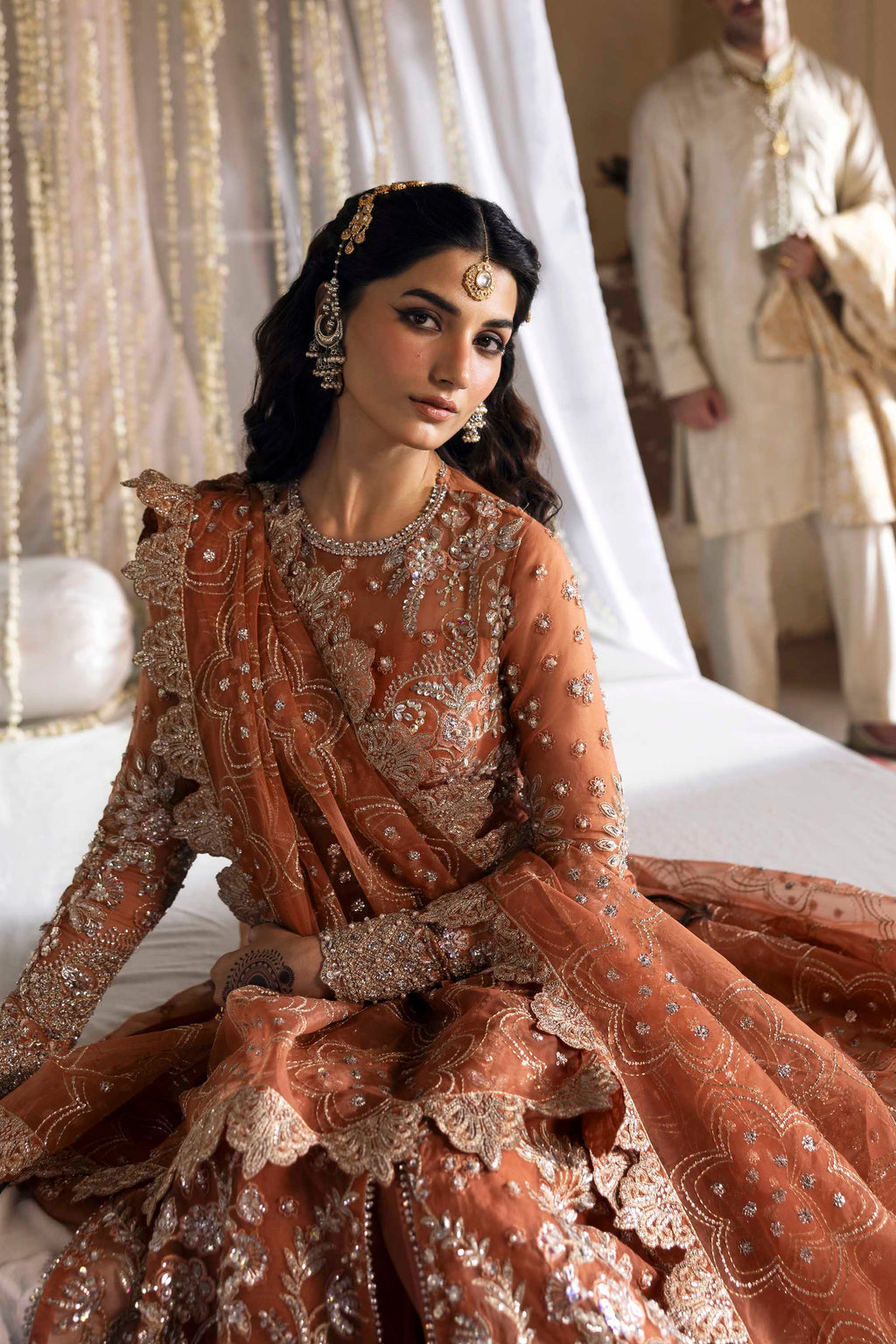 Akbar Aslam - Meherun