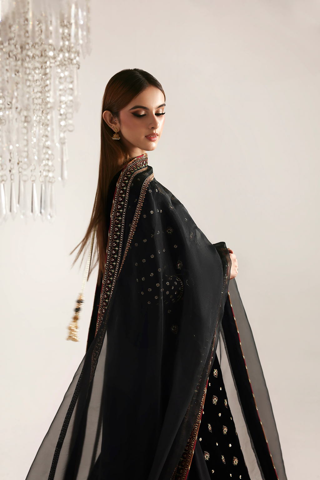 Emaan Adeel - Razia