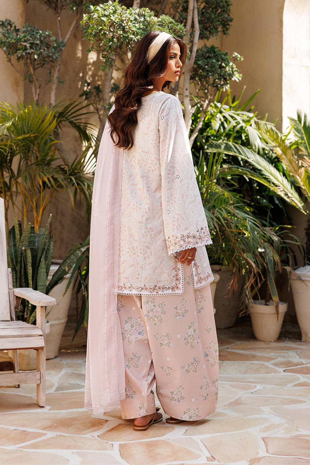 Iznik - Ue-670 Printed Lawn