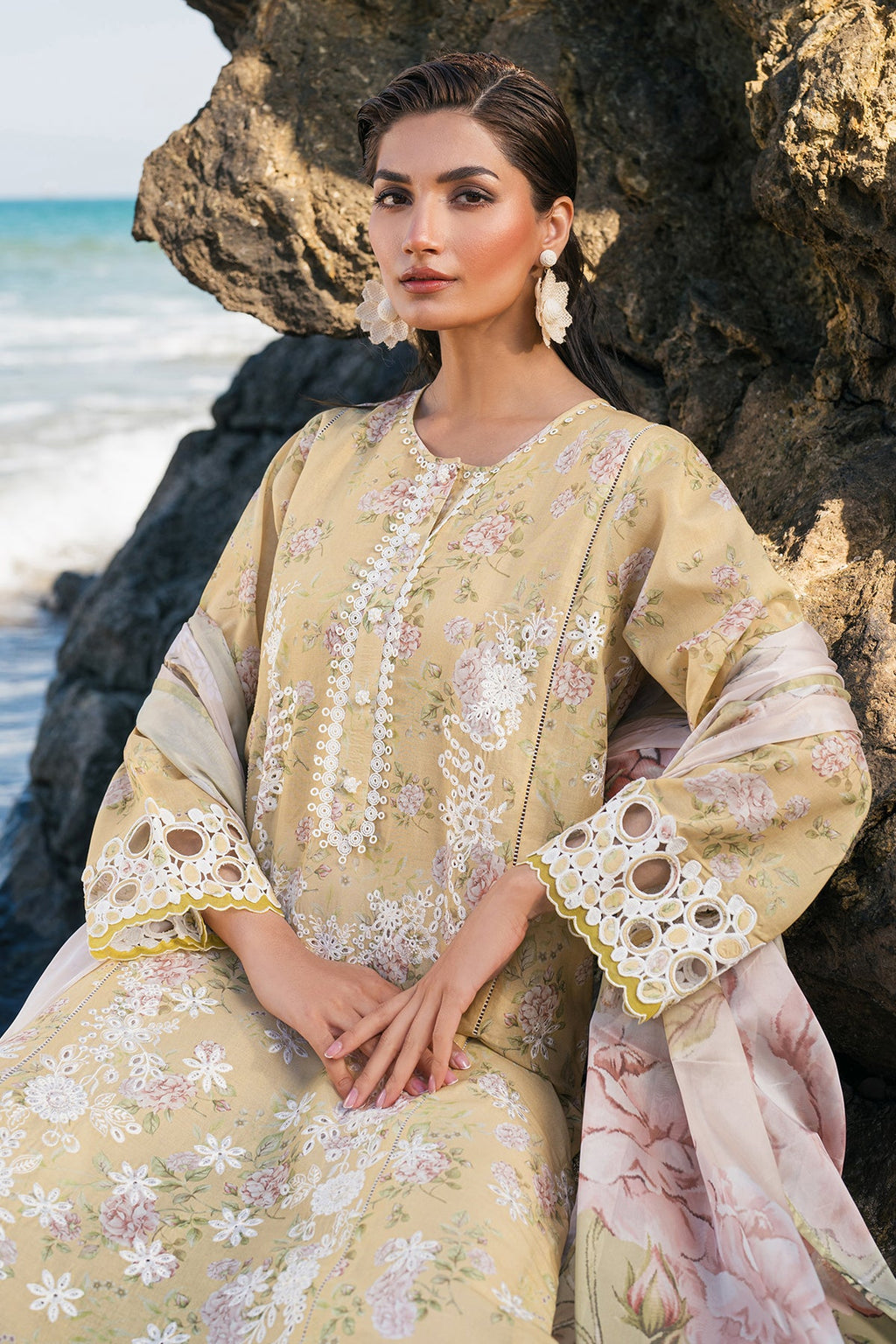 Baroque - Embroidered PRinted Lawn UF-4110